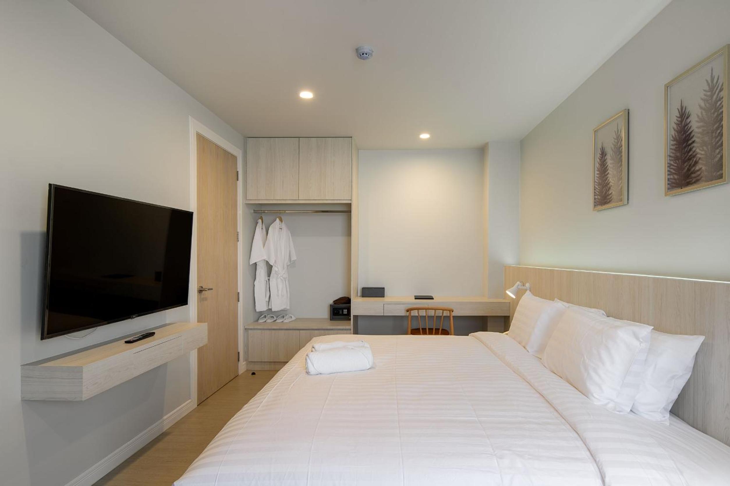 Junior Suite - Photo 12