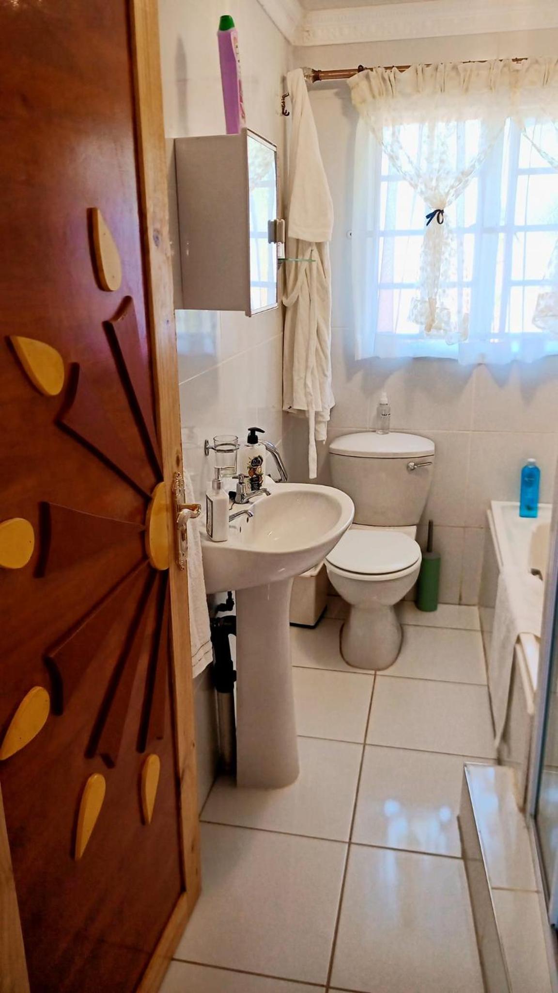 Superior Chalet - Photo 3
