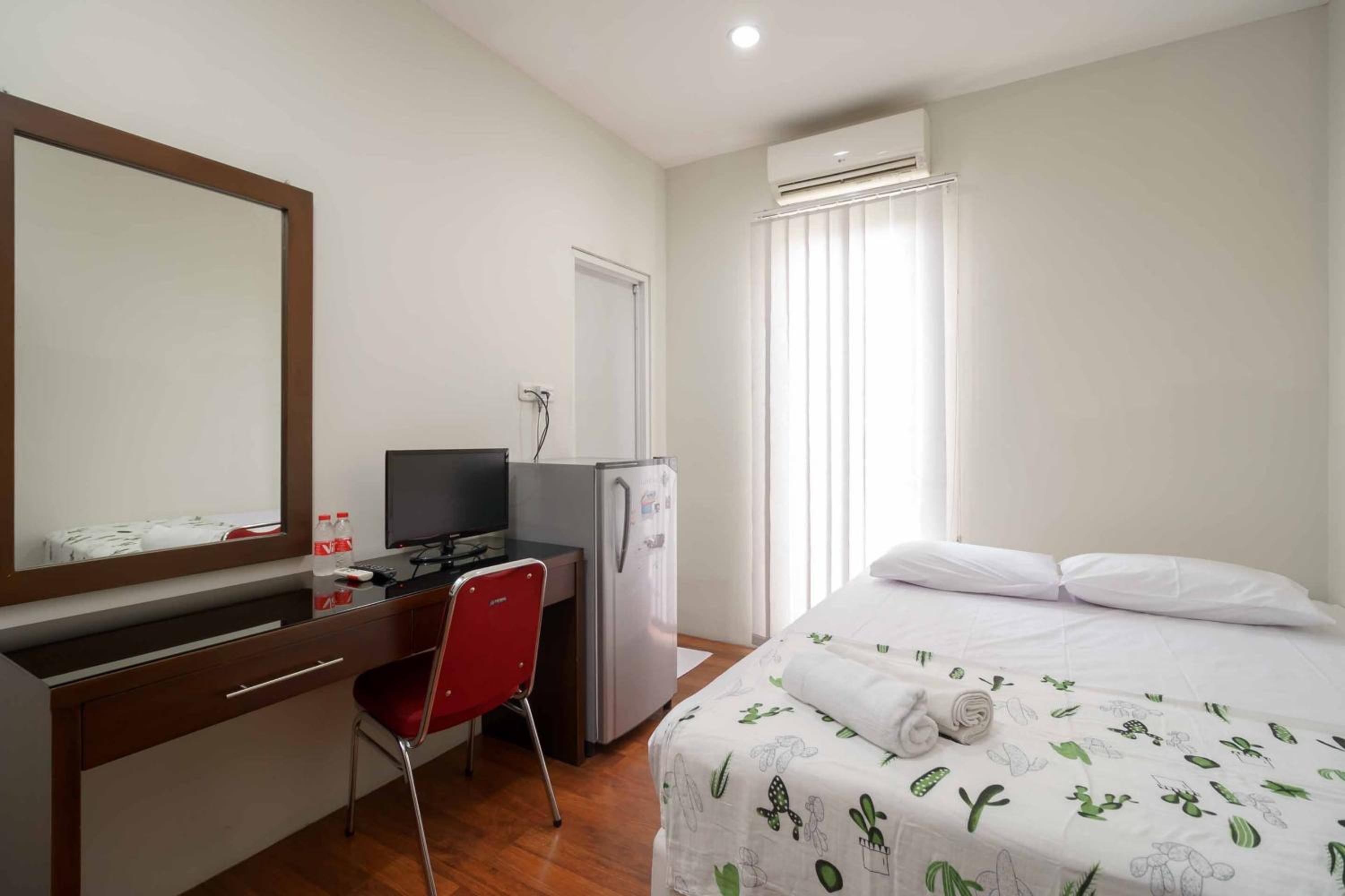 Deluxe Room - Photo 7