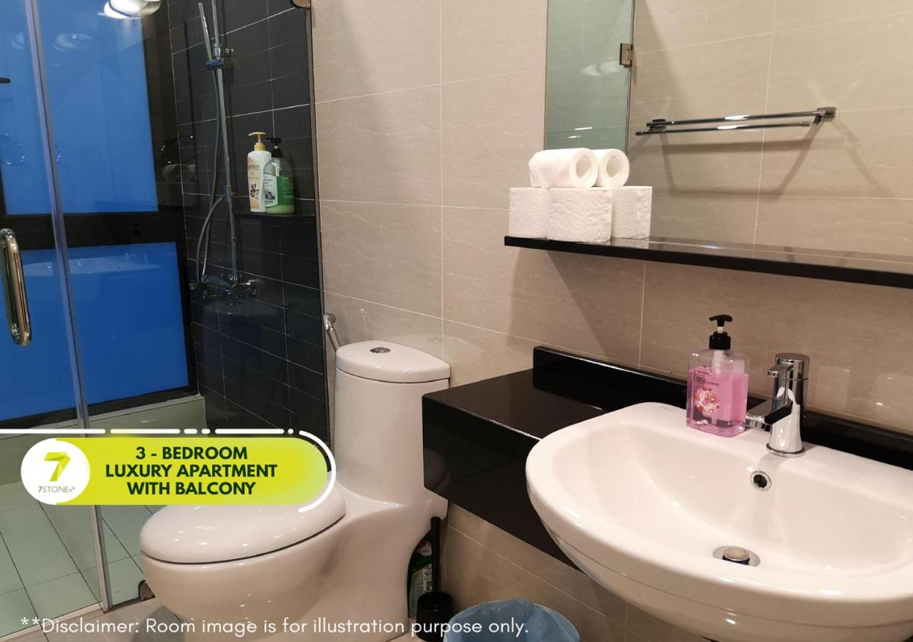 3-Bedroom Luxury King Suite with Balcony (High Zone) - Photo 5