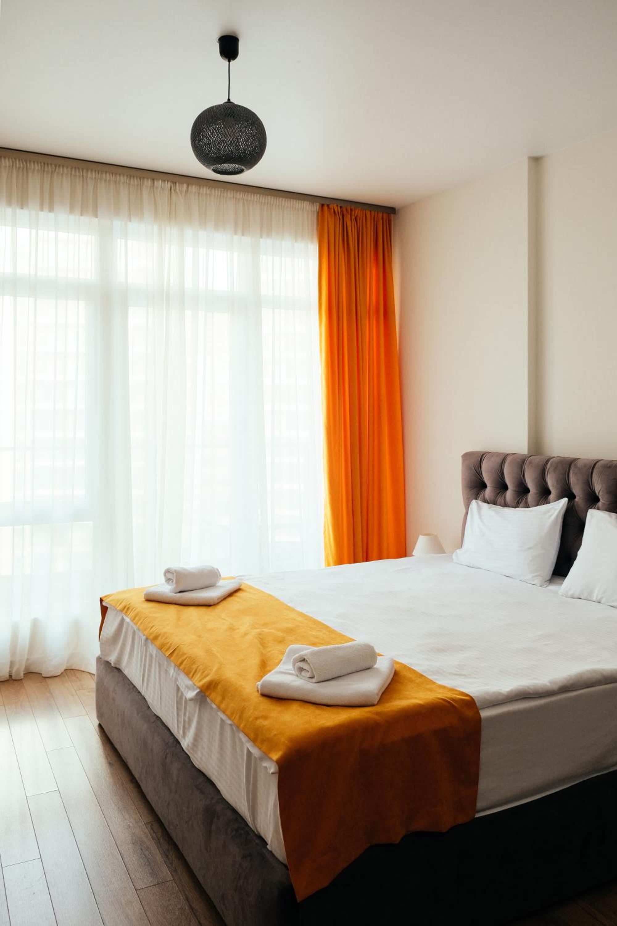 Double Room with Balcony - Photo 2