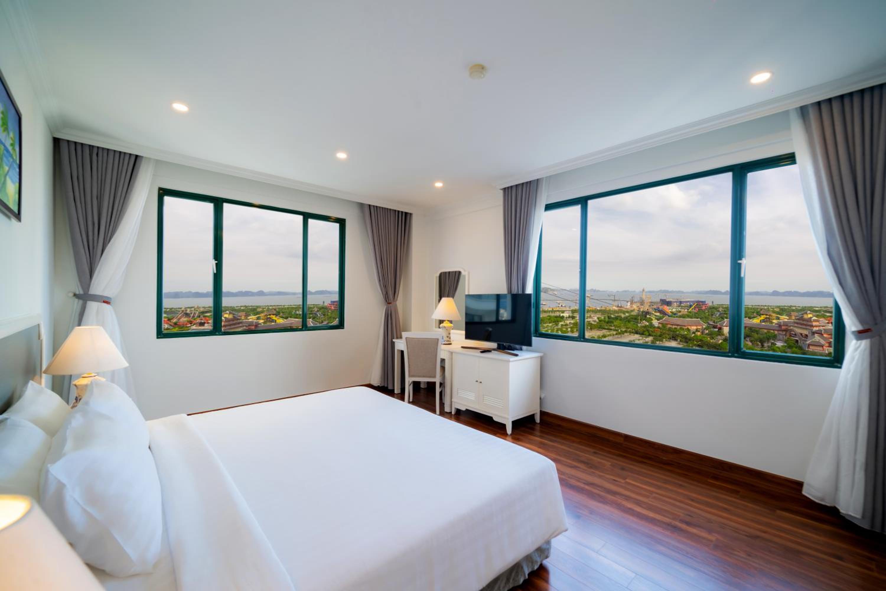 Deluxe Double Room with Sea View