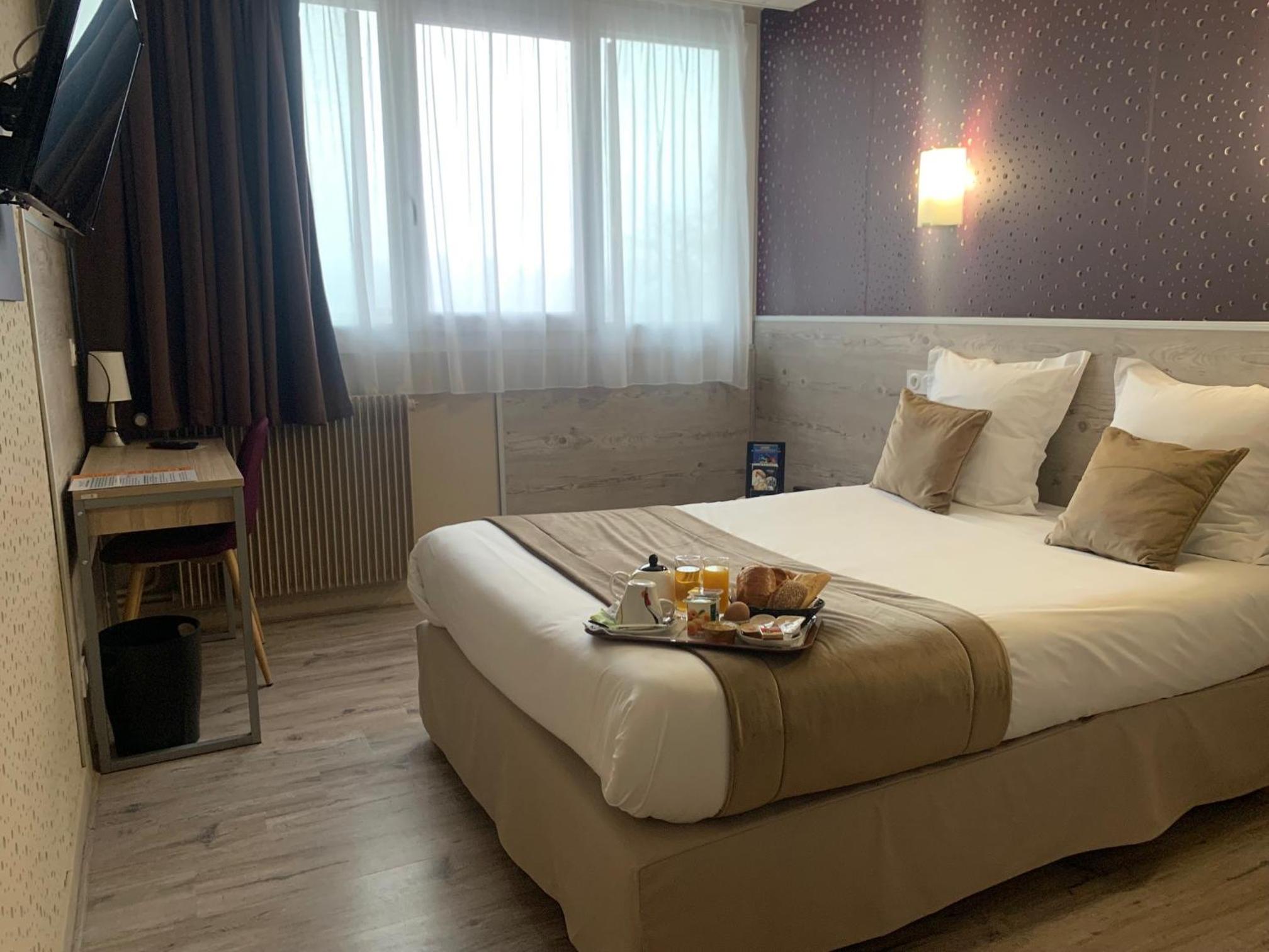 Double Room - Photo 1