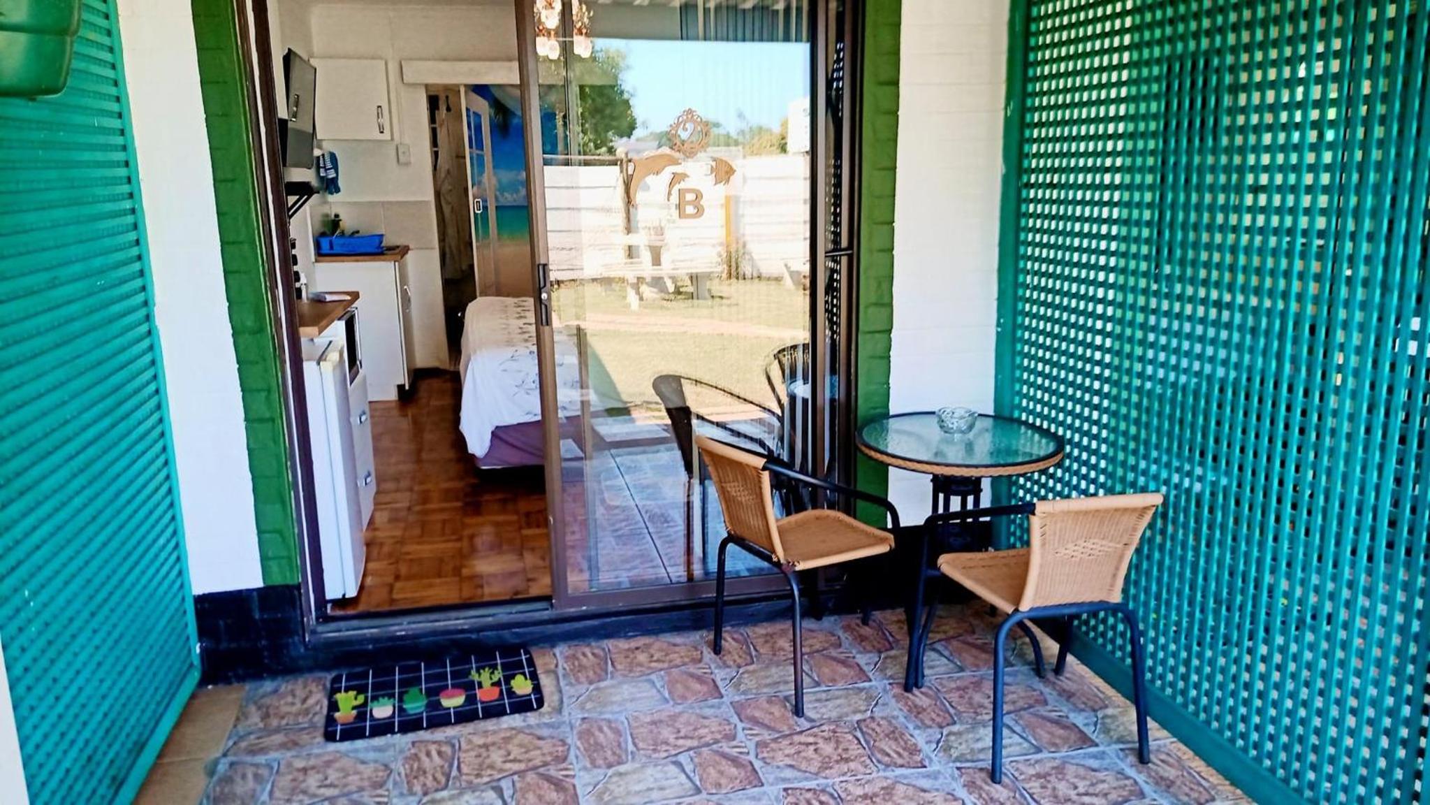 Double Room with Garden View - Photo 12