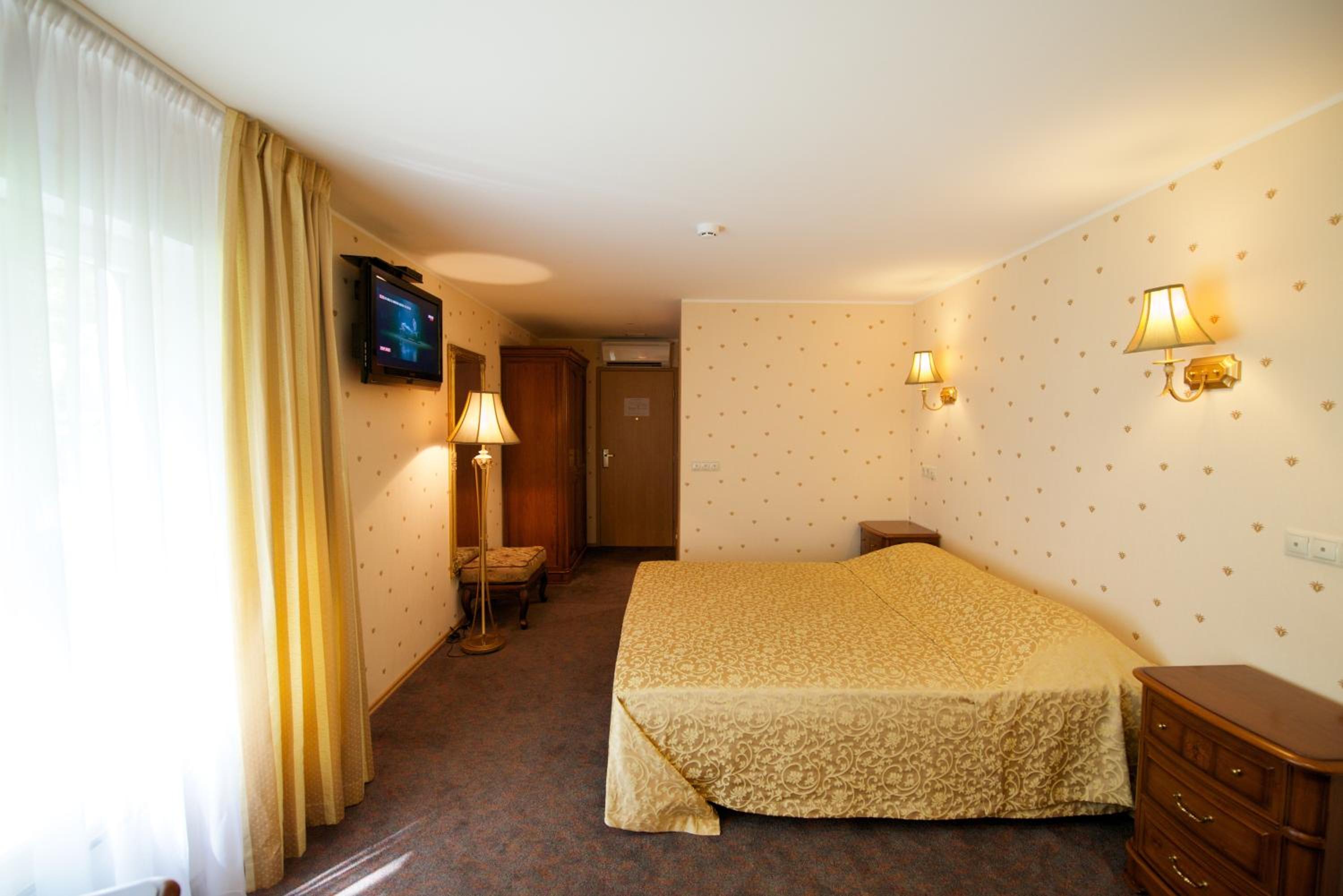 Standard Double Room photo 3