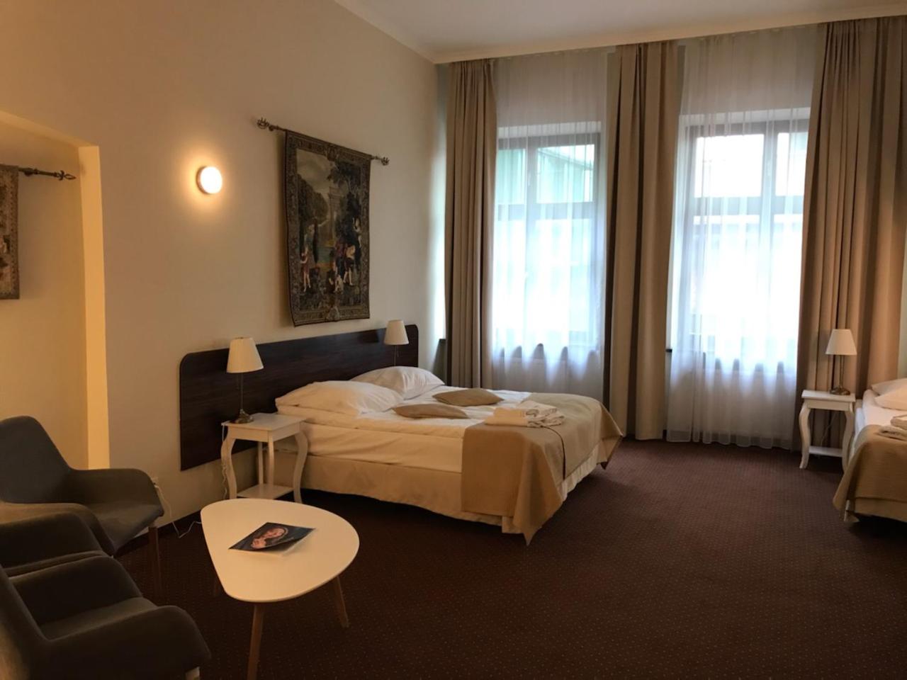 Deluxe Triple Room - Photo 1