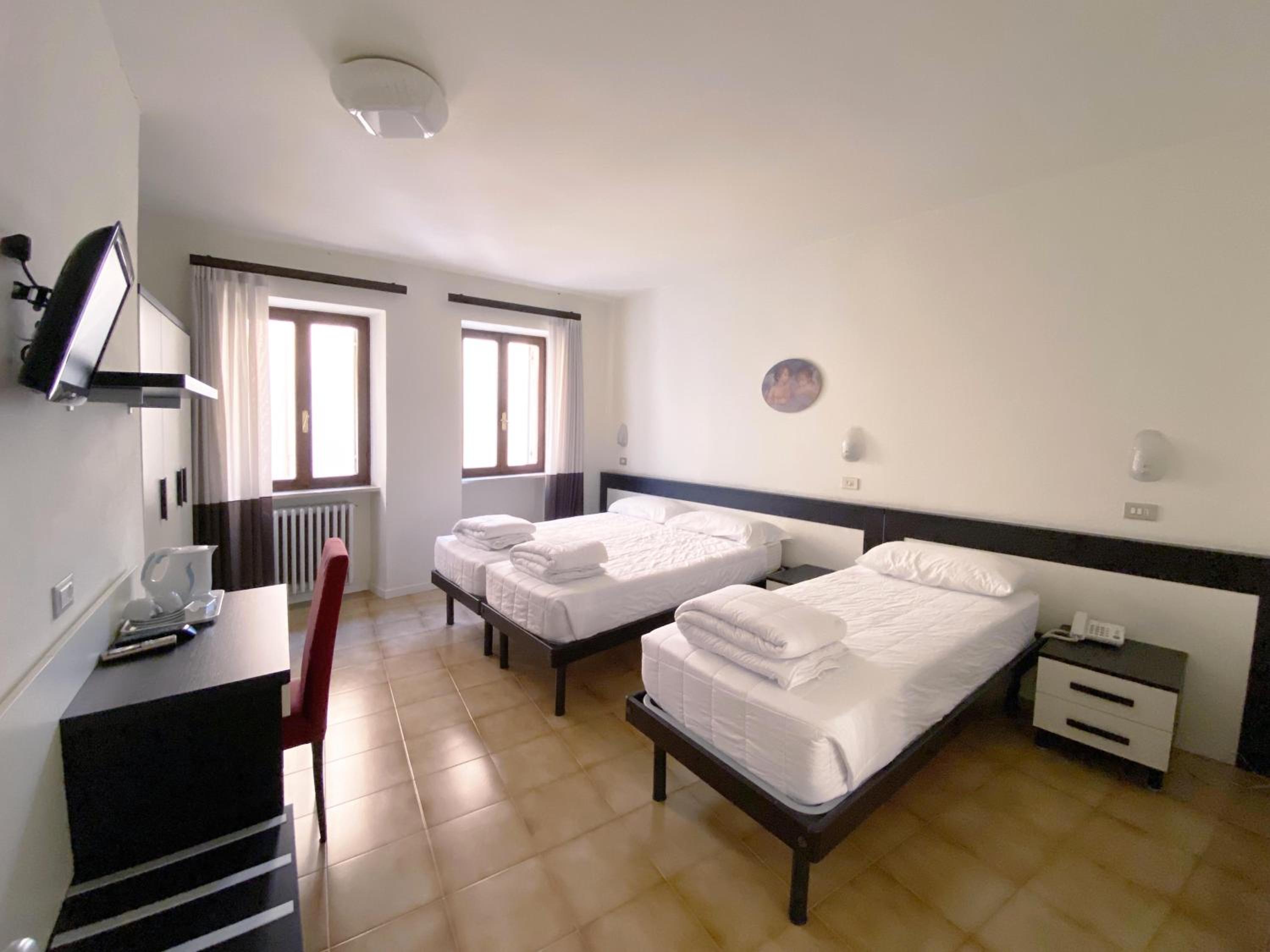 Triple Room photo 3