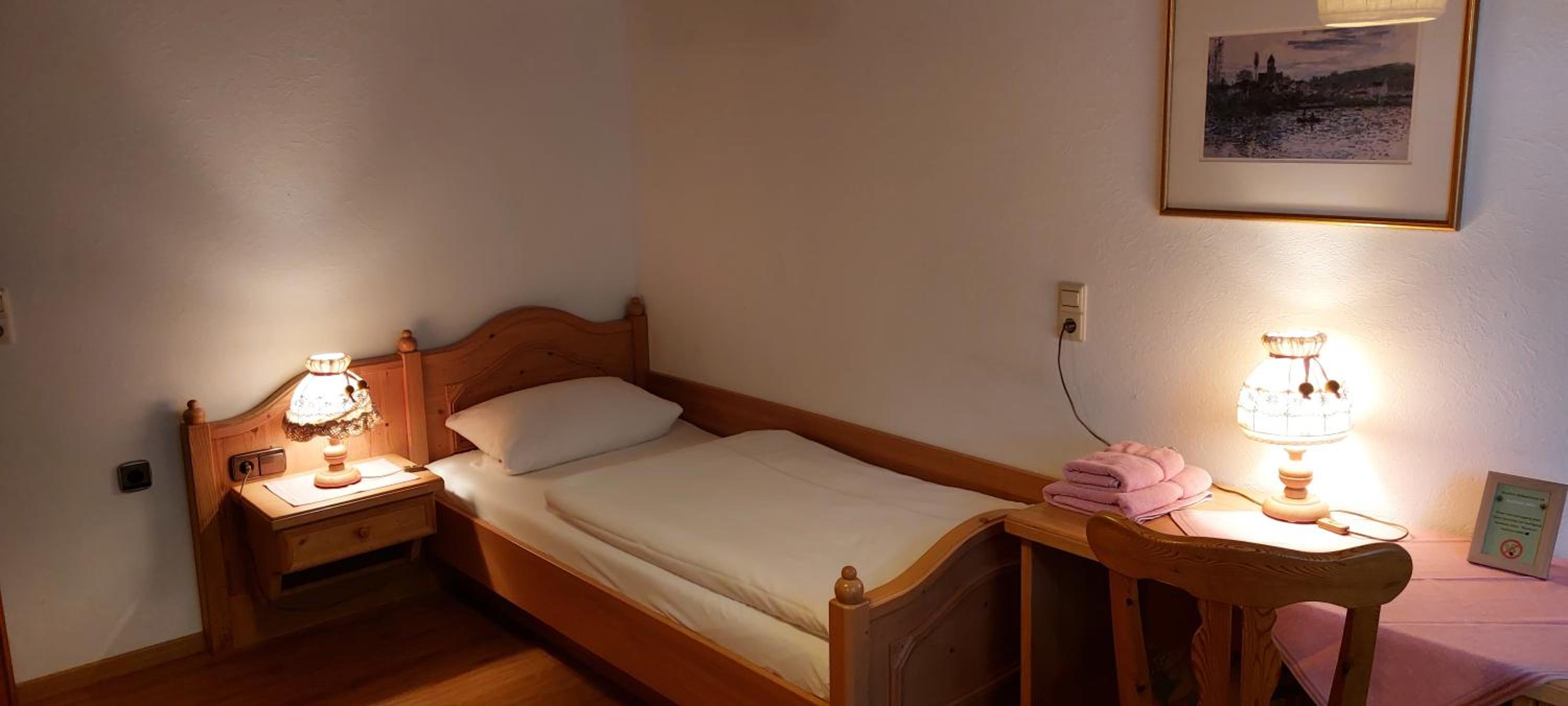 Single Room with Shared Shower and Toilet