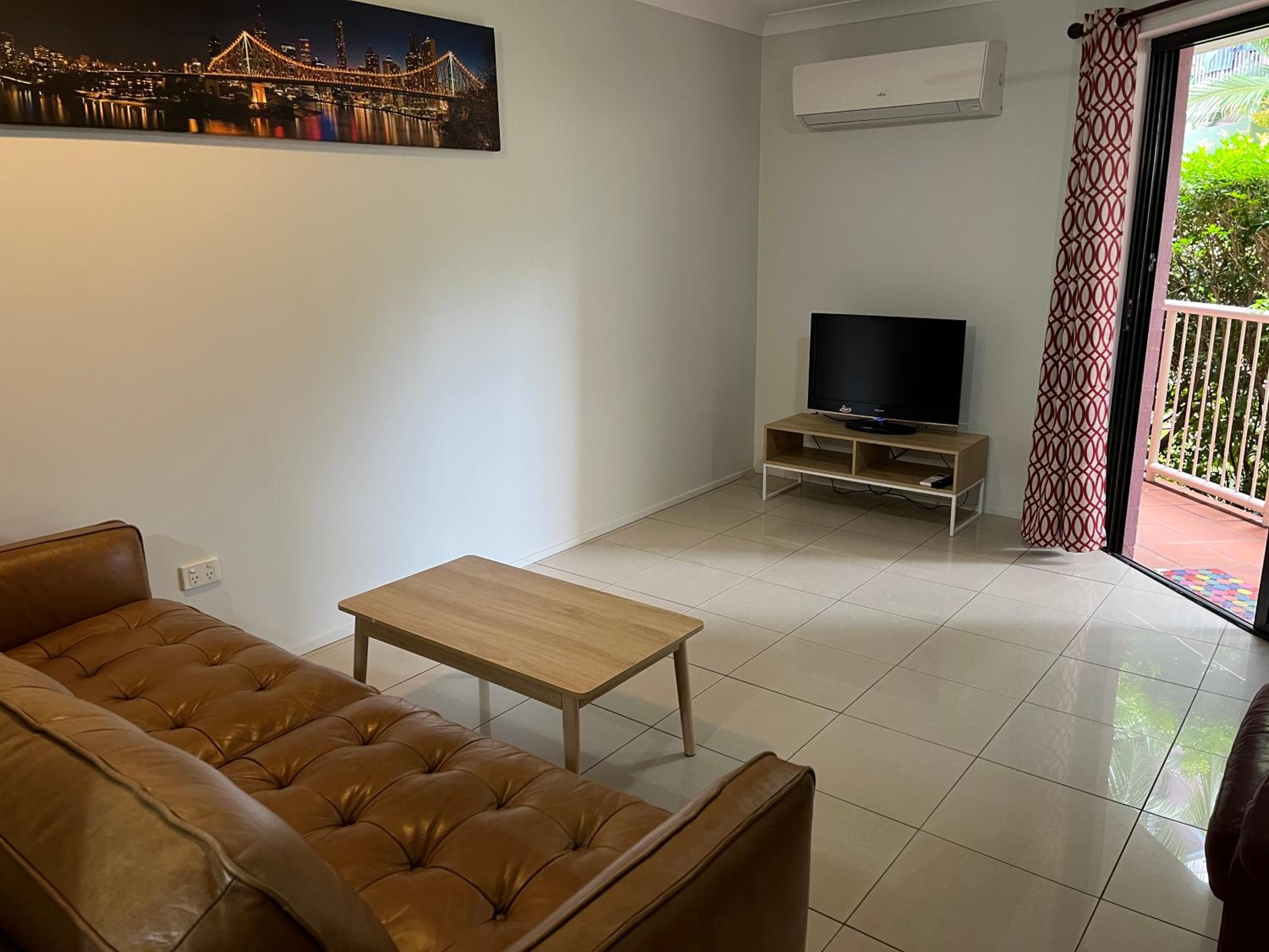 Apartment - Photo 5