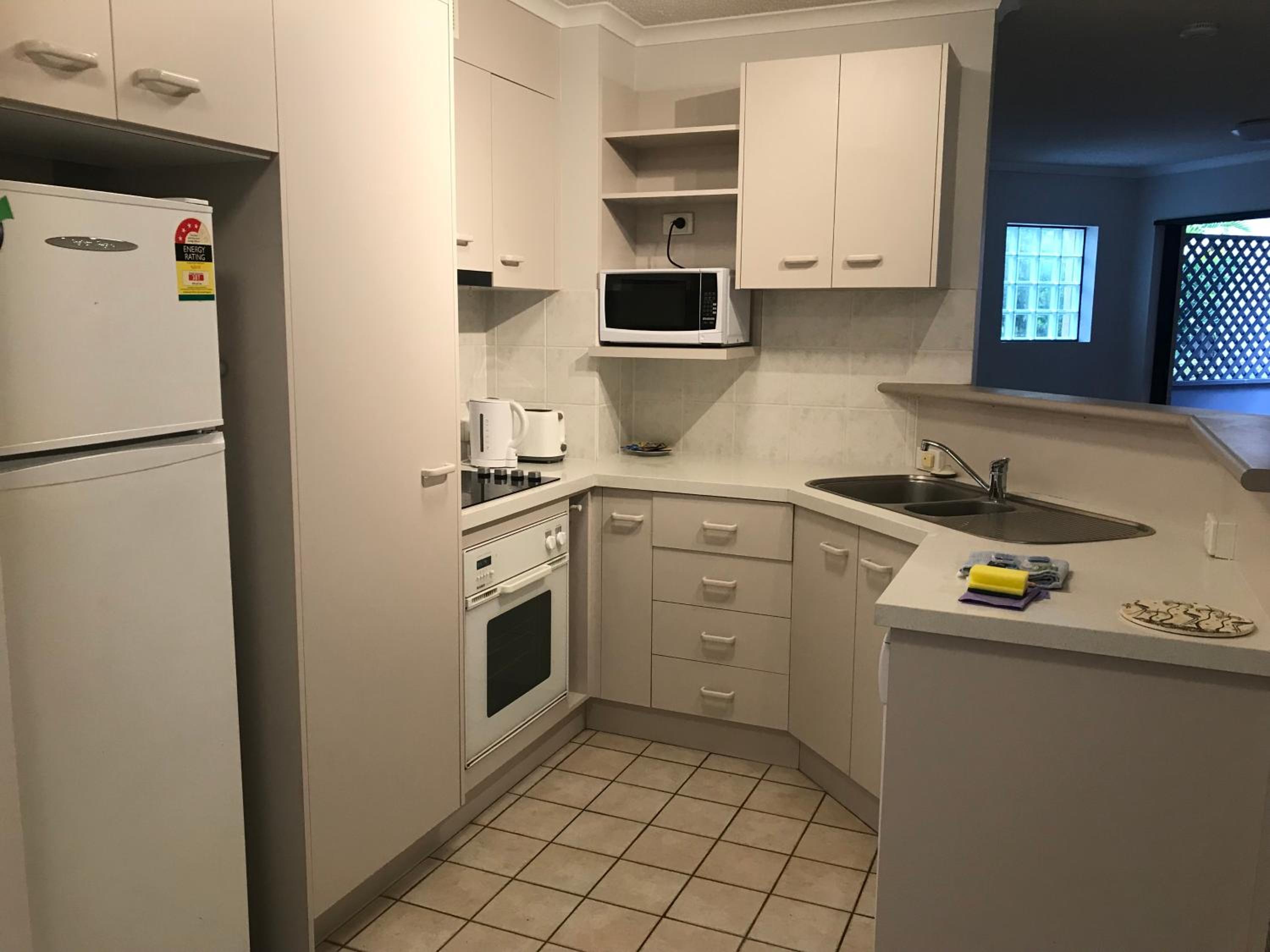 One-Bedroom Apartment - Photo 19
