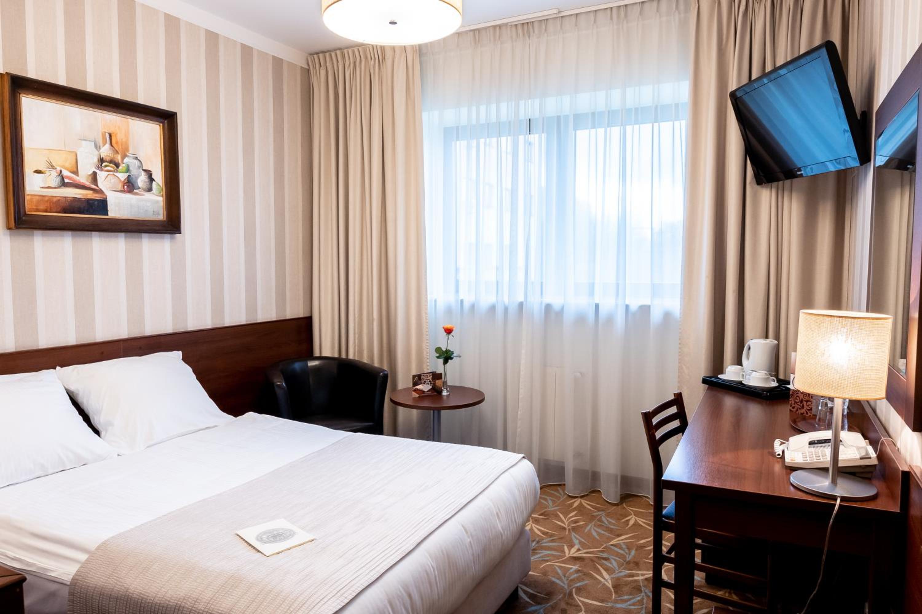 Single Room photo 2