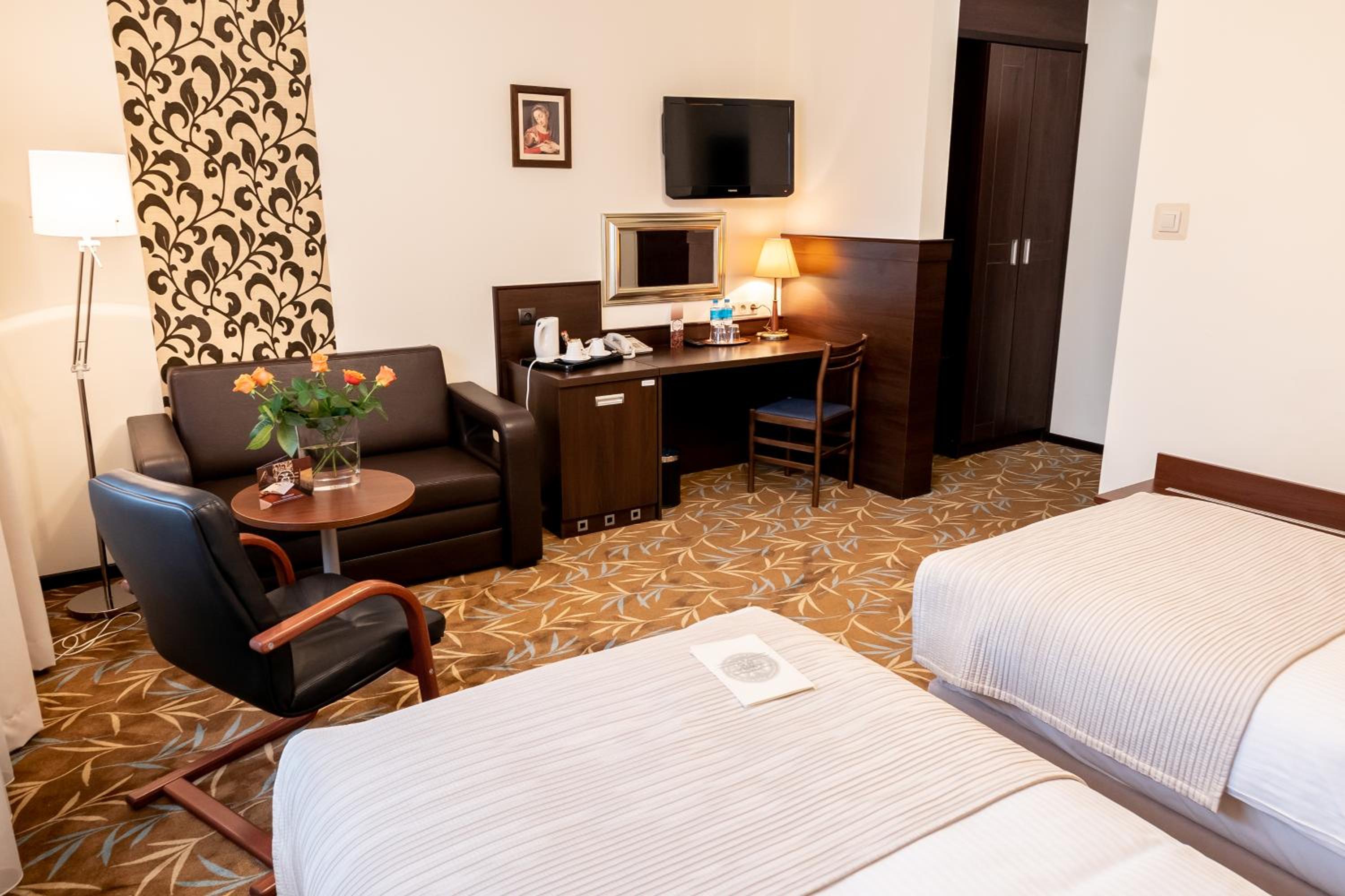 Comfort Twin Room - Photo 4