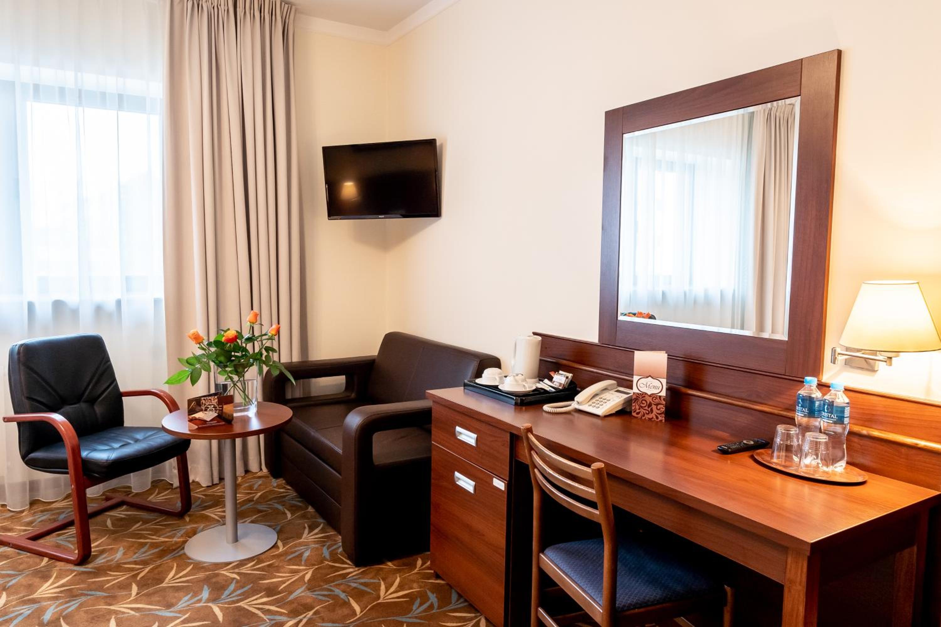 Comfort Twin Room - Photo 2