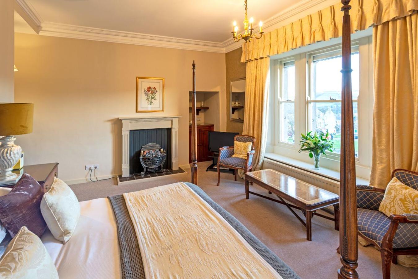 Luxury King Room Marrick
