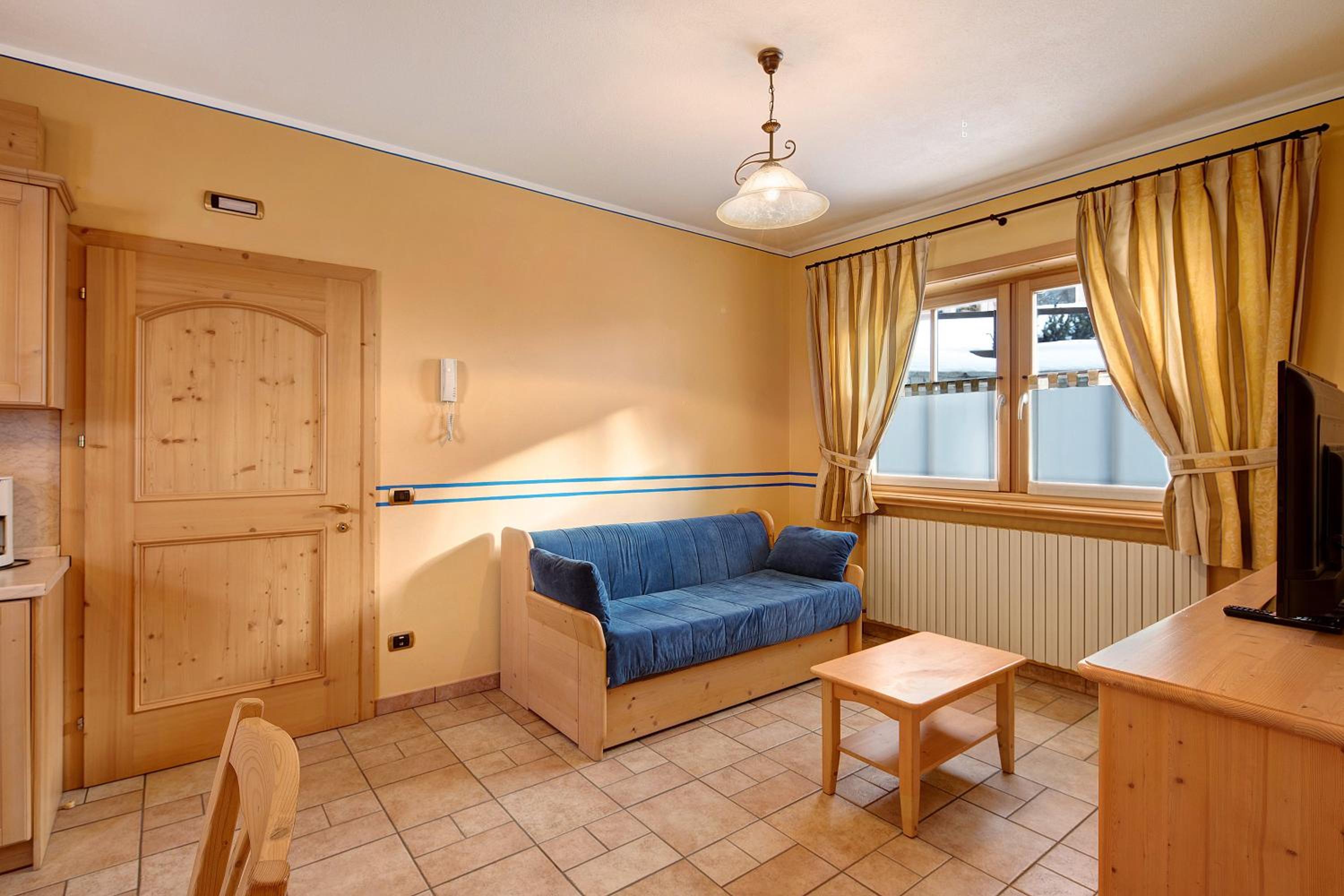 Superior One-Bedroom Apartment