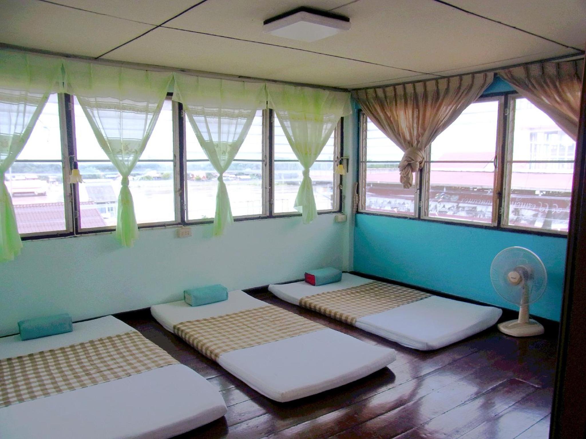 Bed in 4-Bed Dormitory Room