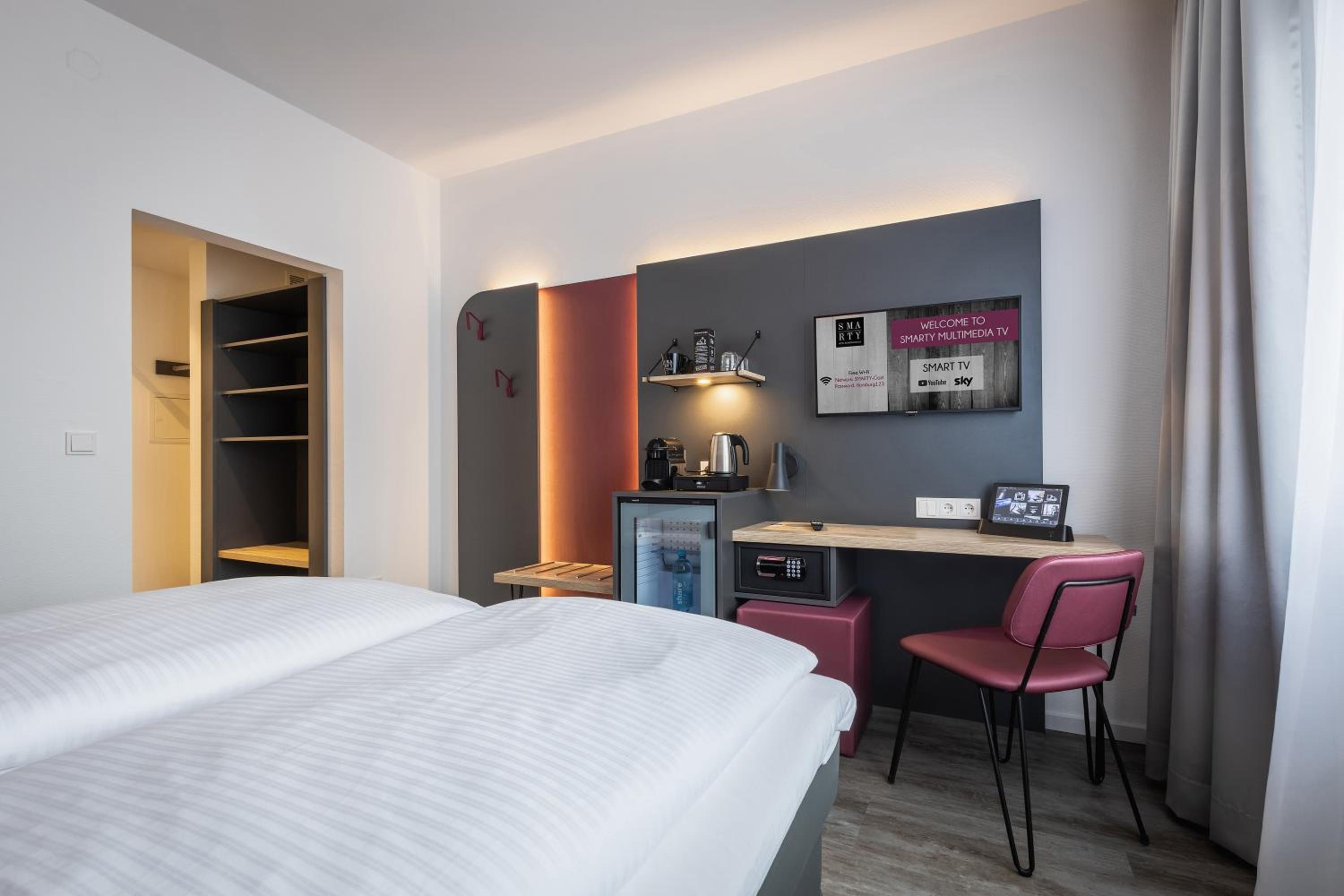 Double Room Large - City - Photo 3