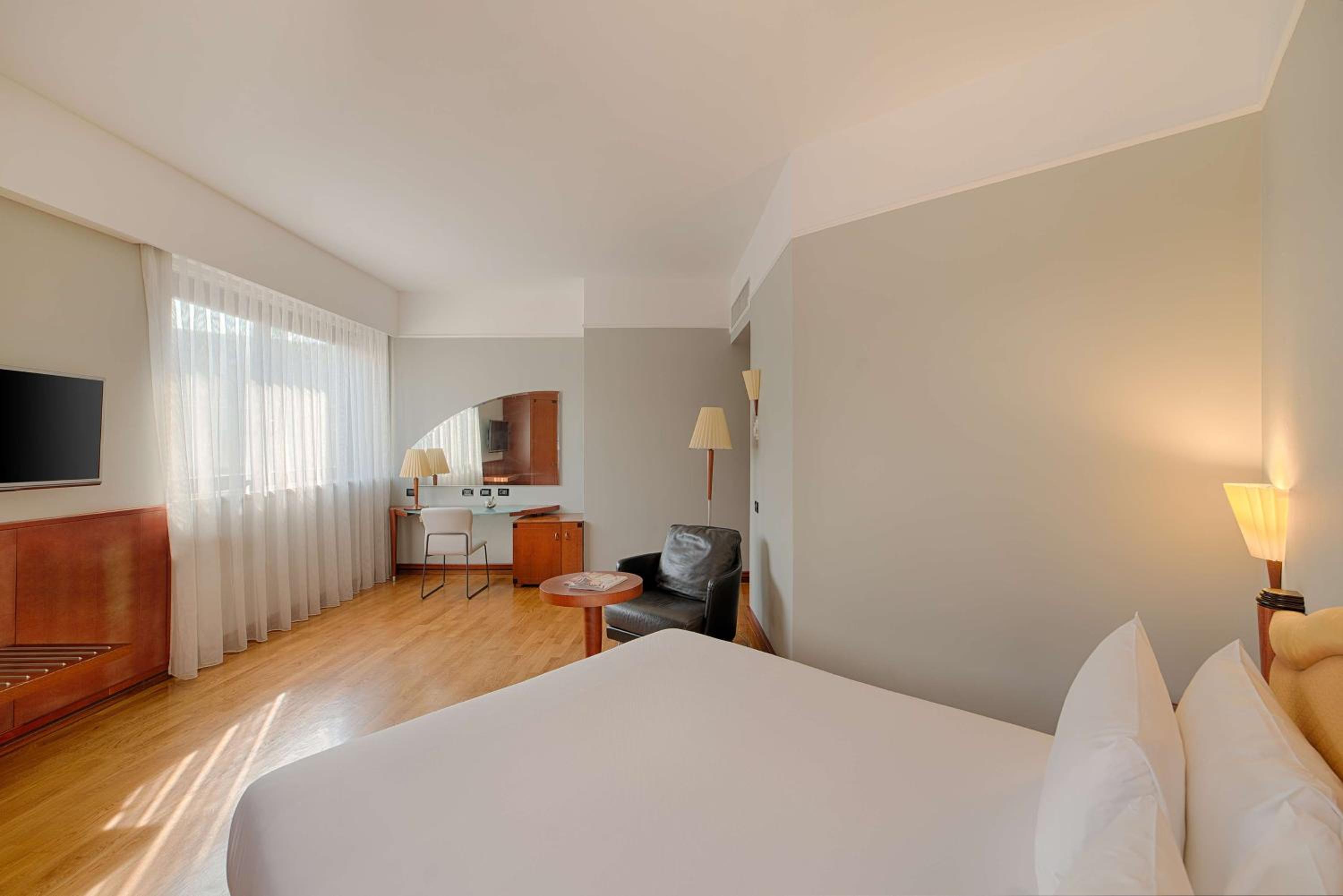 Superior Double or Twin XL Room with Extra Bed (2 Adults + 1 Chid)