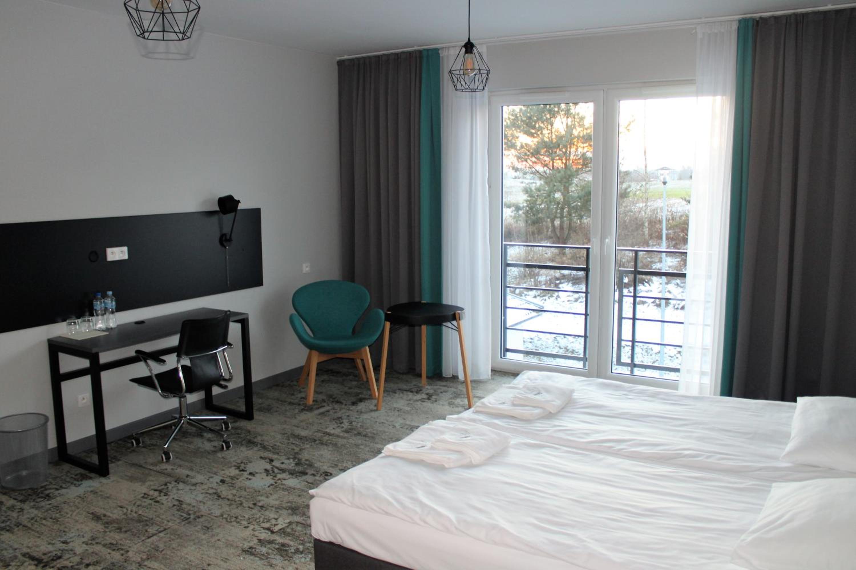Large Double or Twin Room photo 1