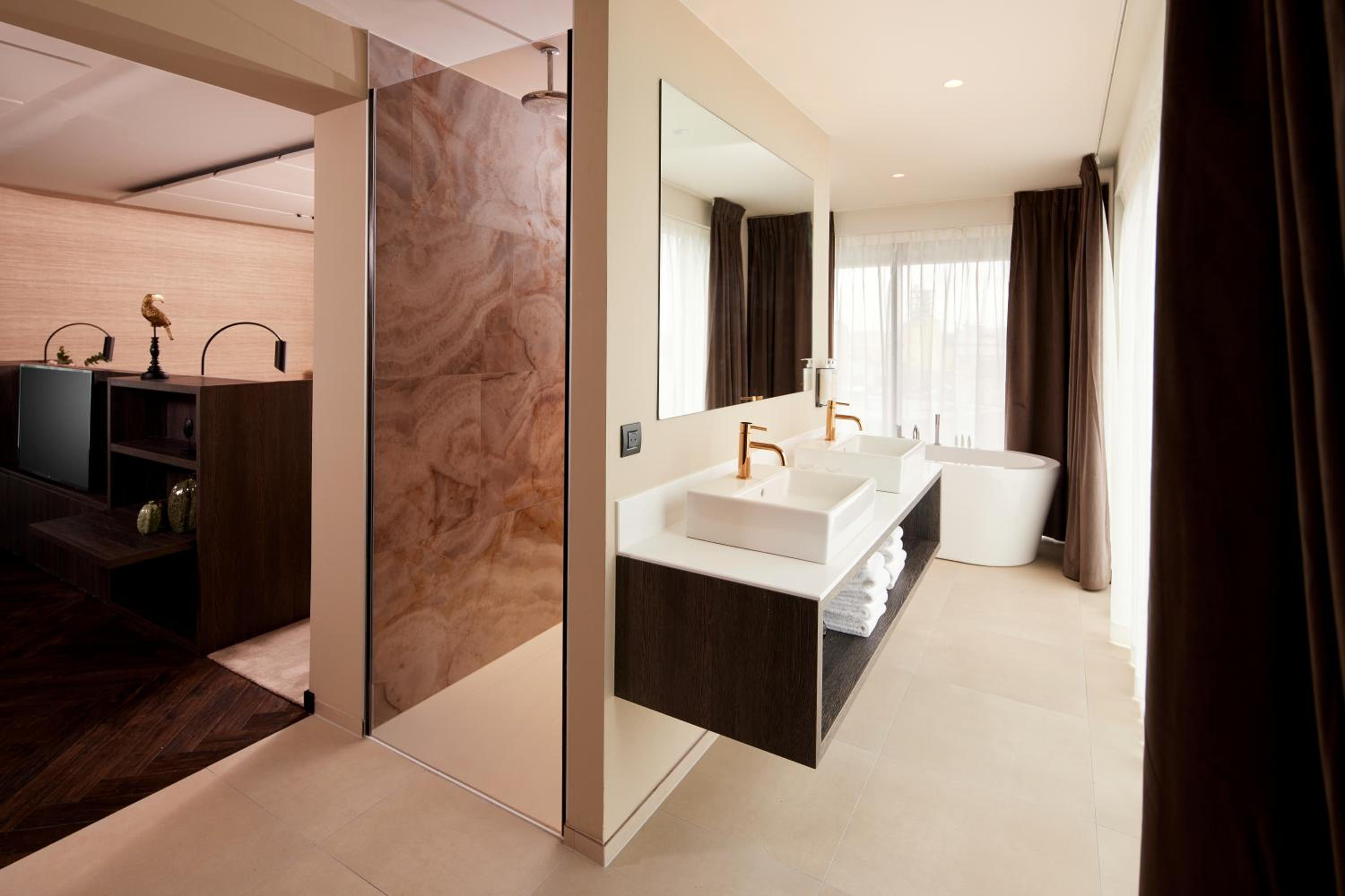 Presidential Suite photo 3