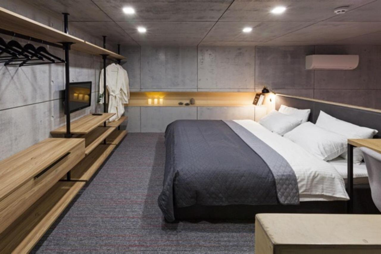 Duplex Suite