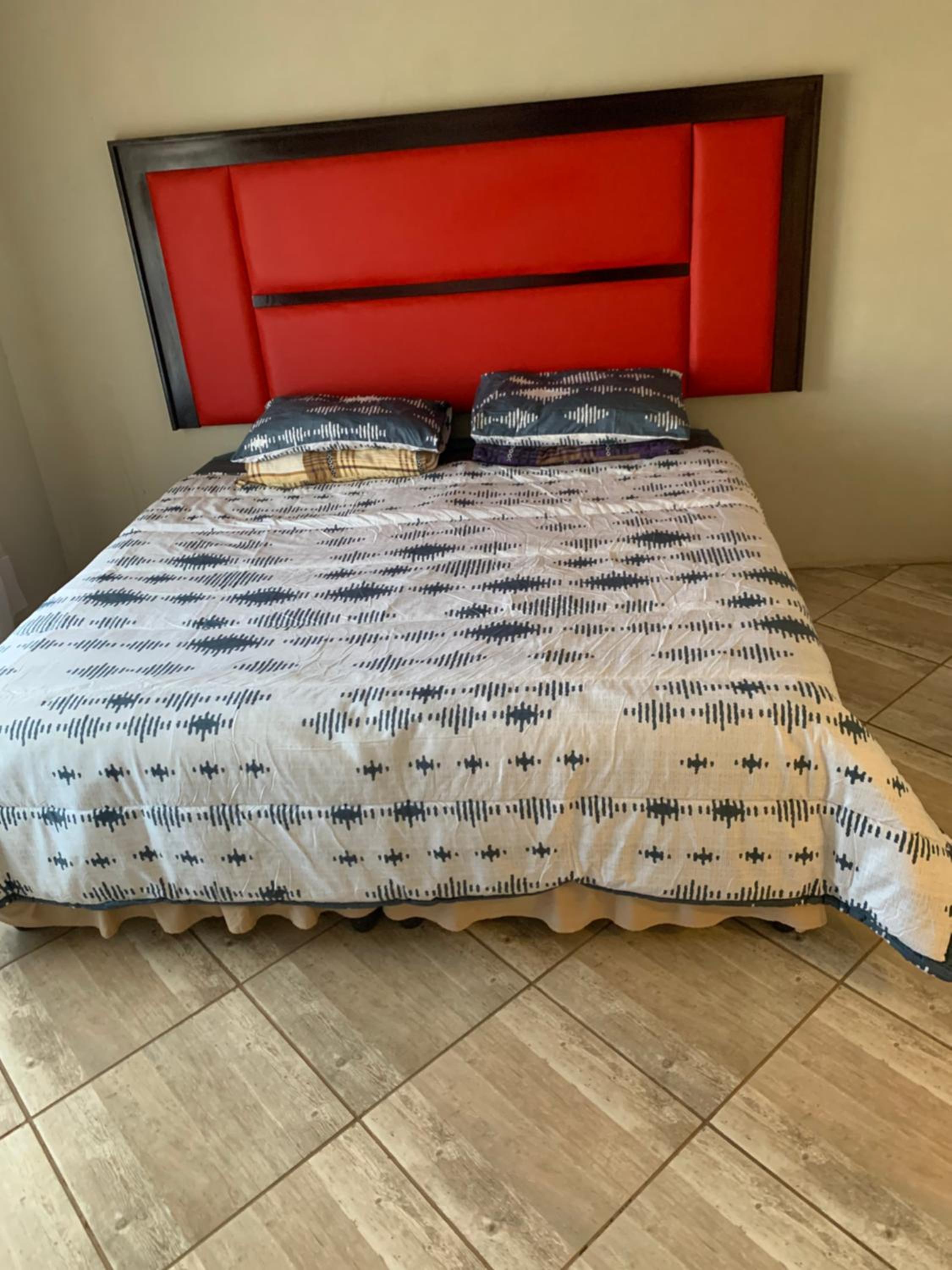 Deluxe Double or Twin Room - Photo 12