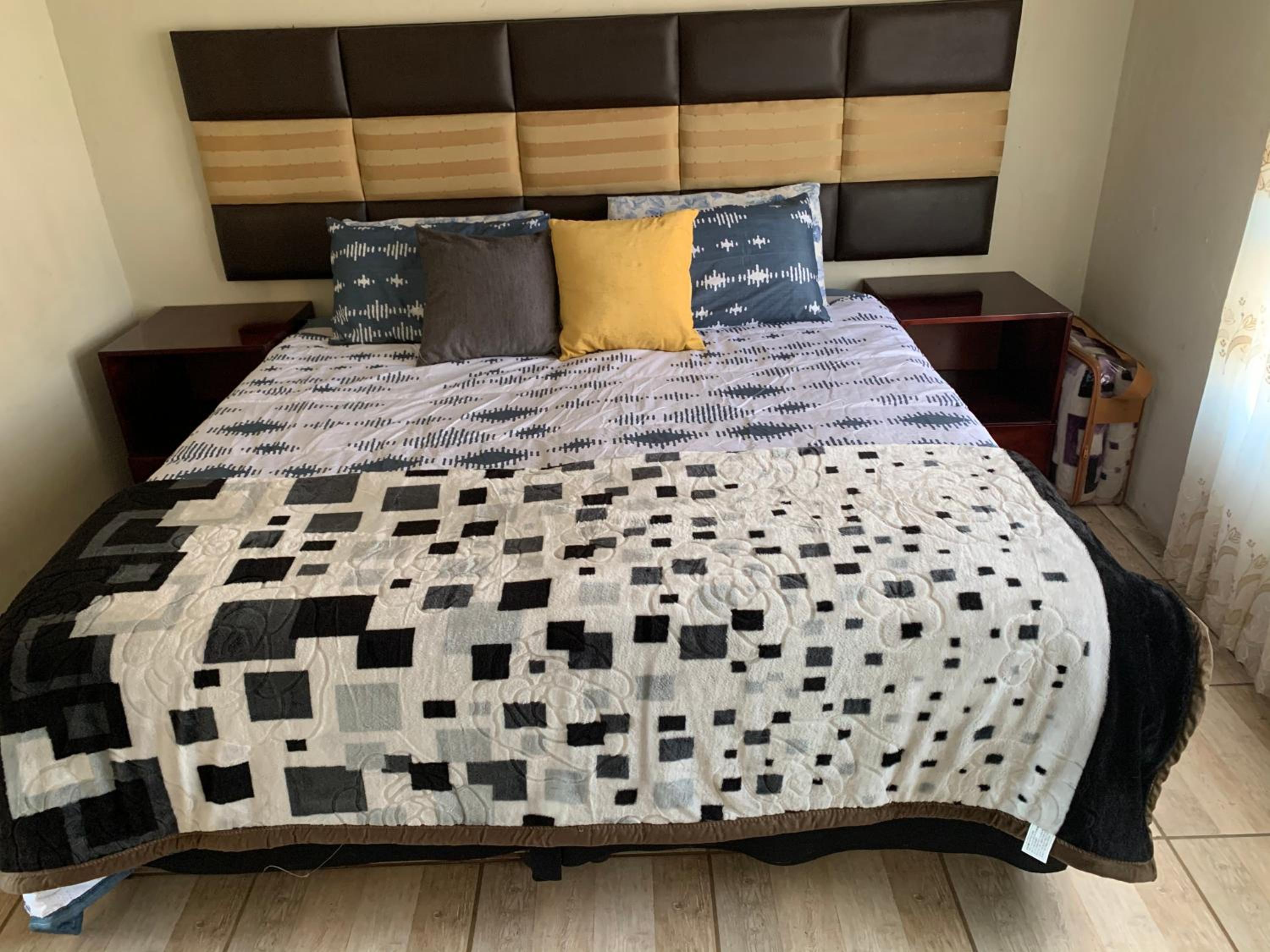 Deluxe Double or Twin Room - Photo 8