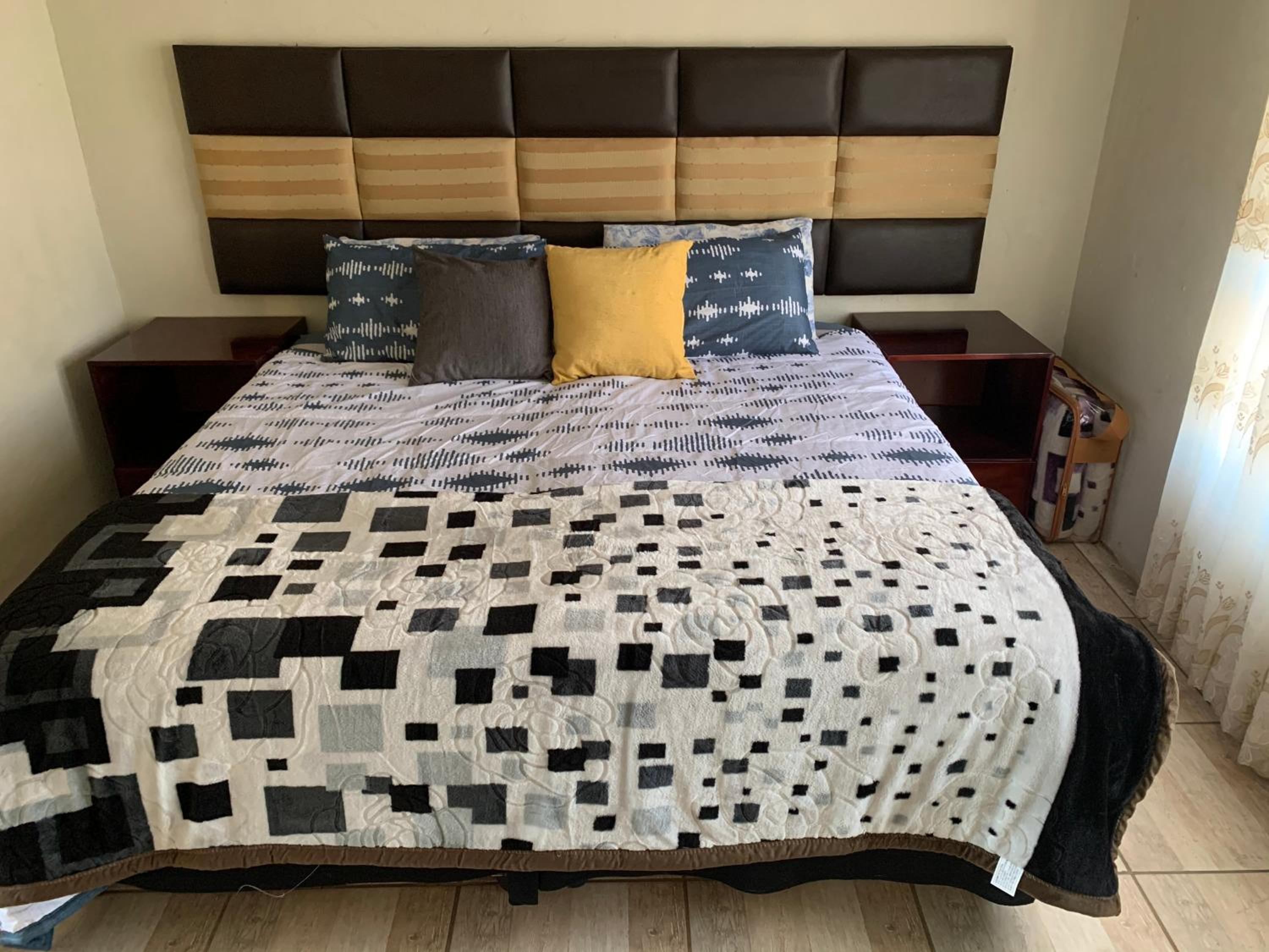 Deluxe Double or Twin Room - Photo 2