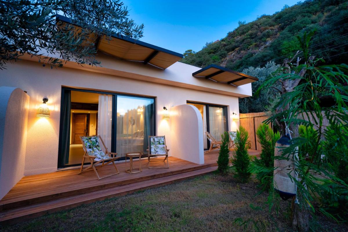 Suite with Garden View photo 3