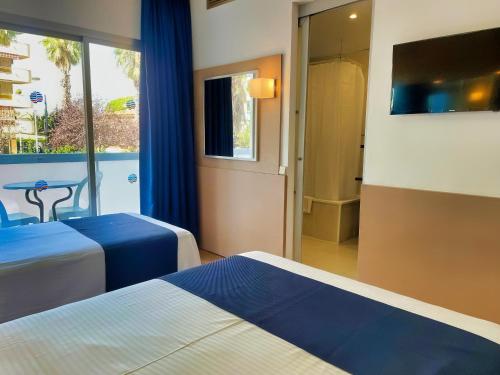 Superior Room with Pool View photo 1