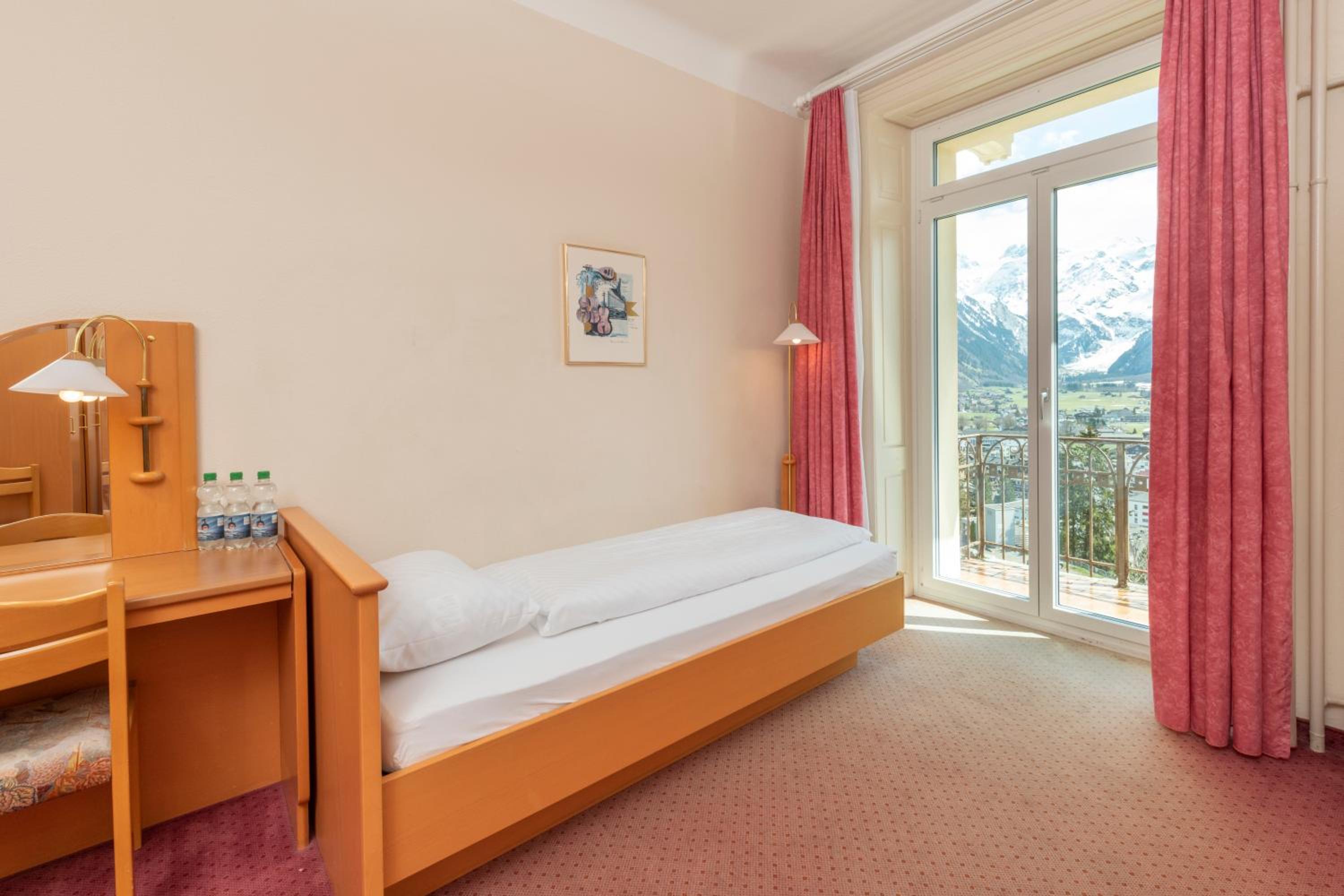 Standard Triple Room - Photo 3