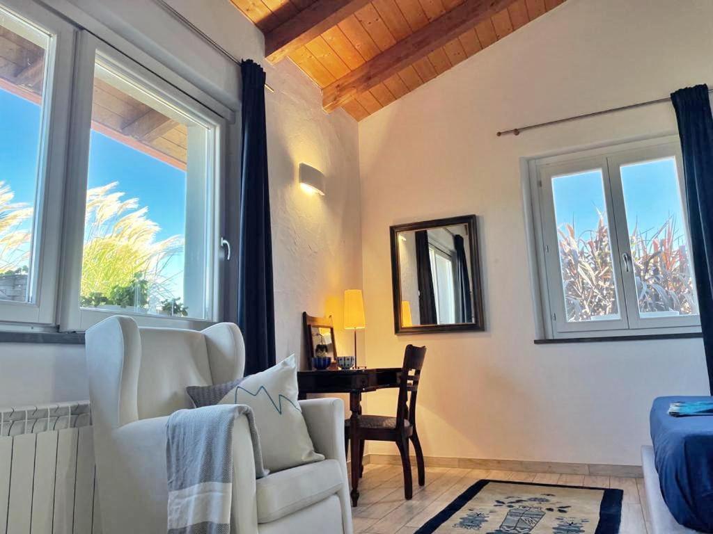King Room with Garden View - Photo 1
