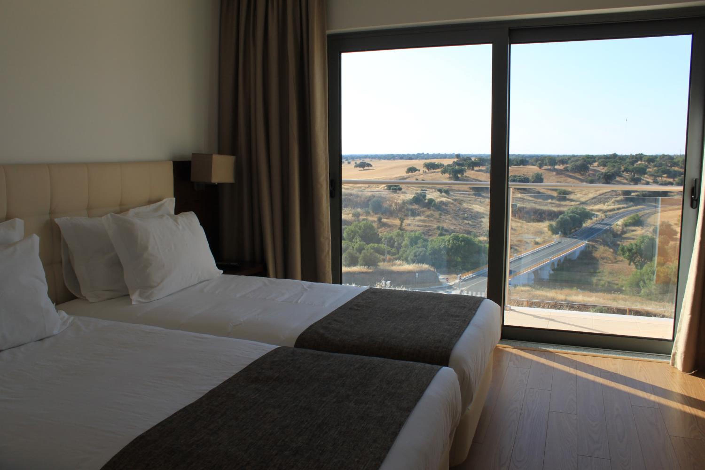 Superior Double or Twin Room with Countryside View - Photo 6