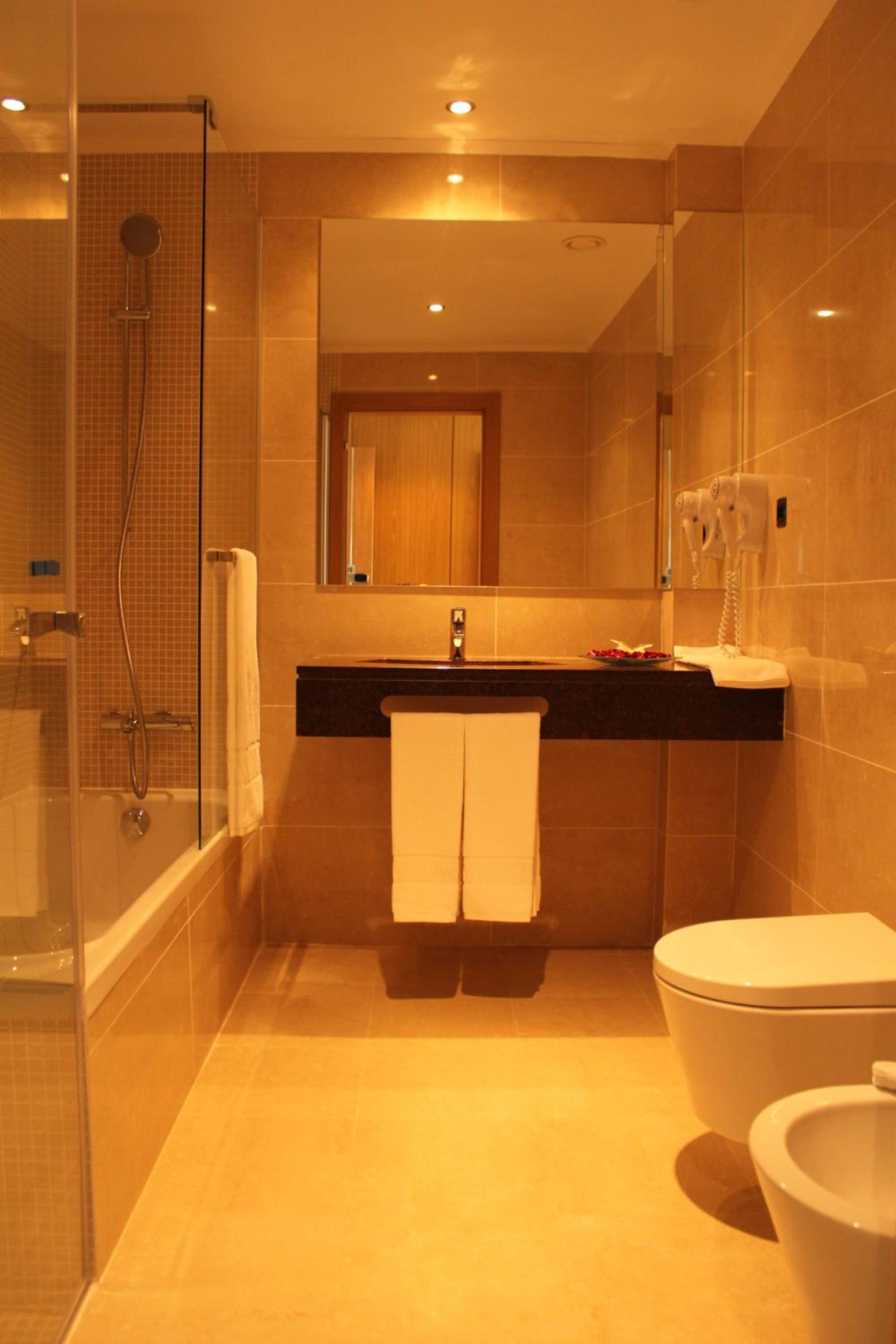 Double Superior Room with Countryside View (2 Adults + 1 Child) photo 2