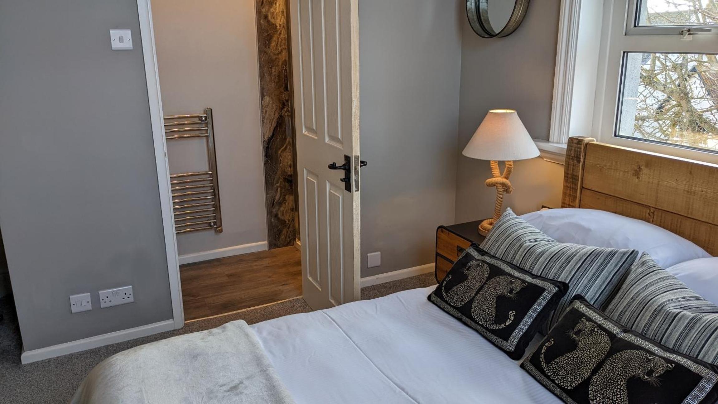 Small Double Room photo 2