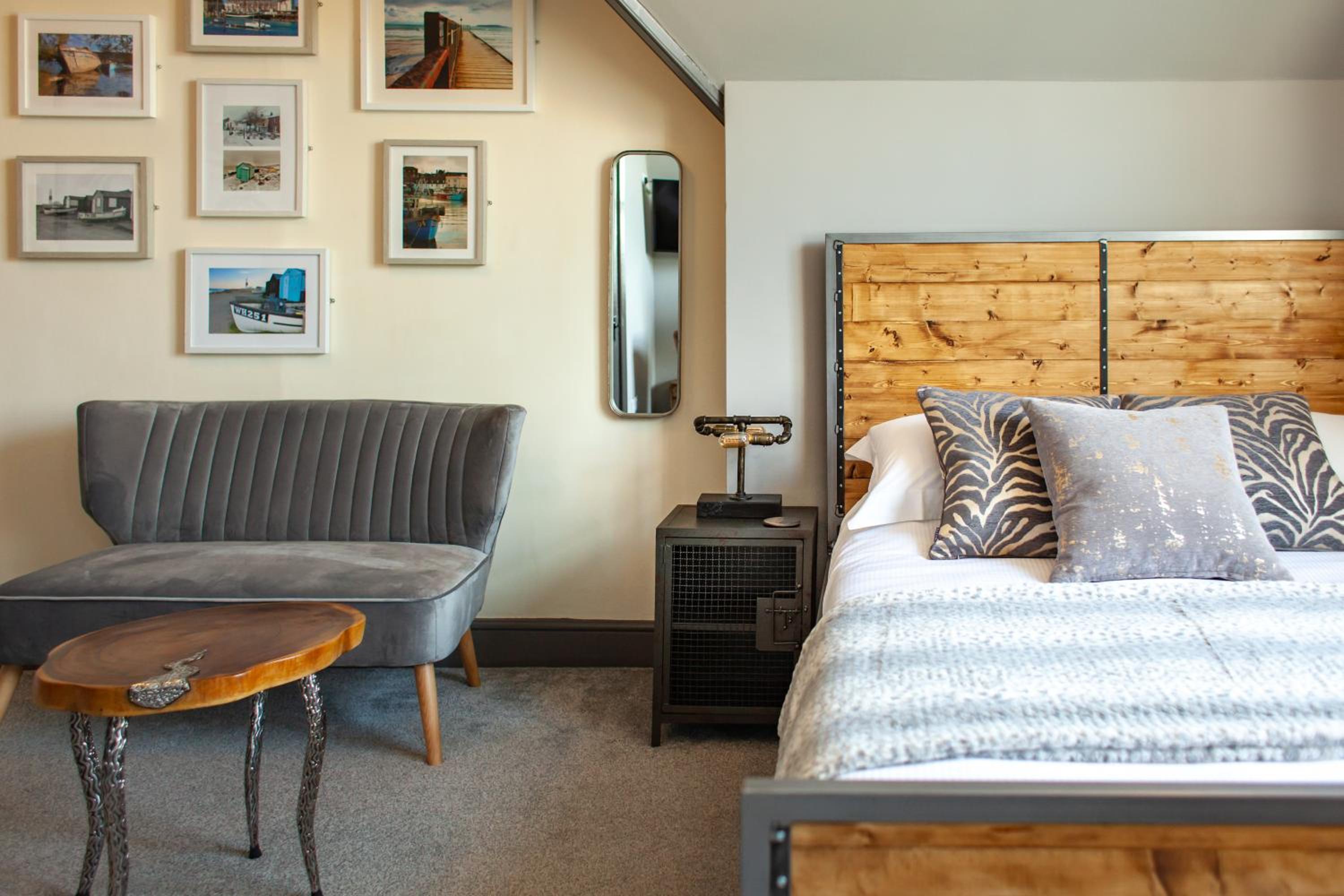 One-Bedroom Suite photo 3