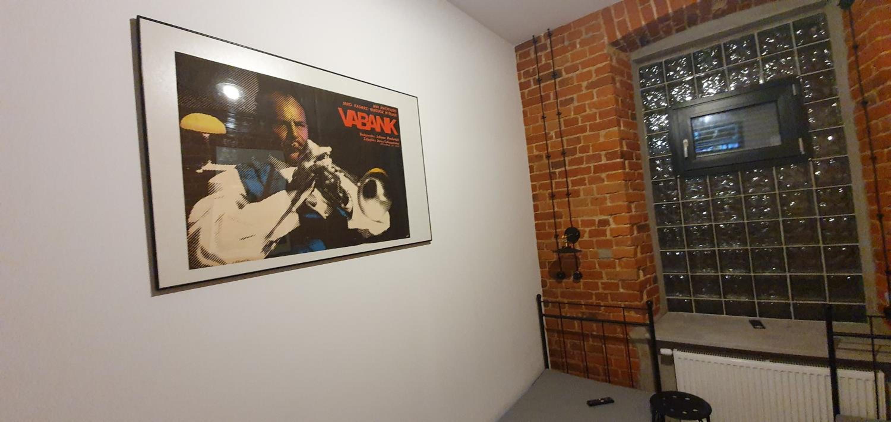 Large Twin Room - Photo 7