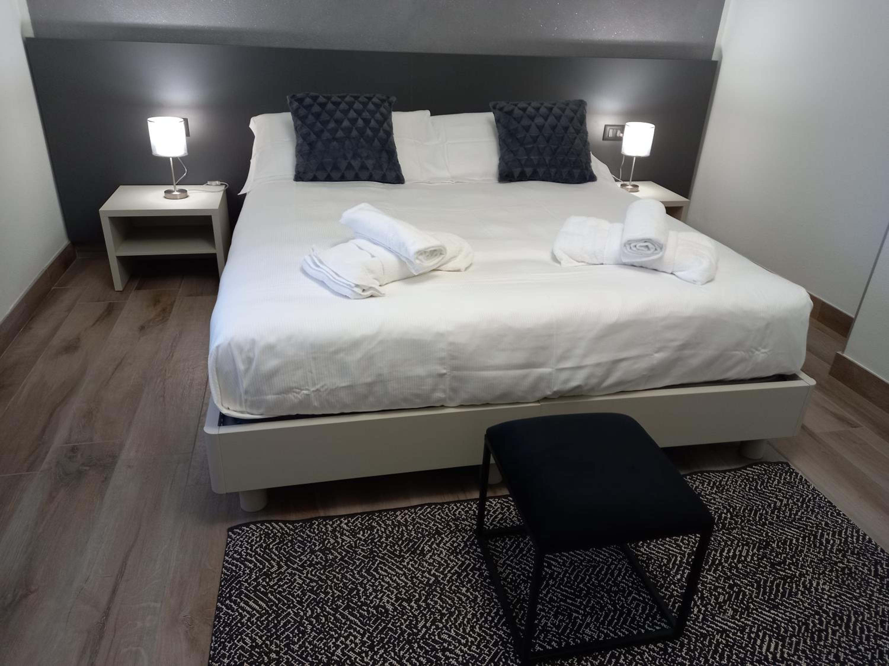 Triple Room - Photo 2