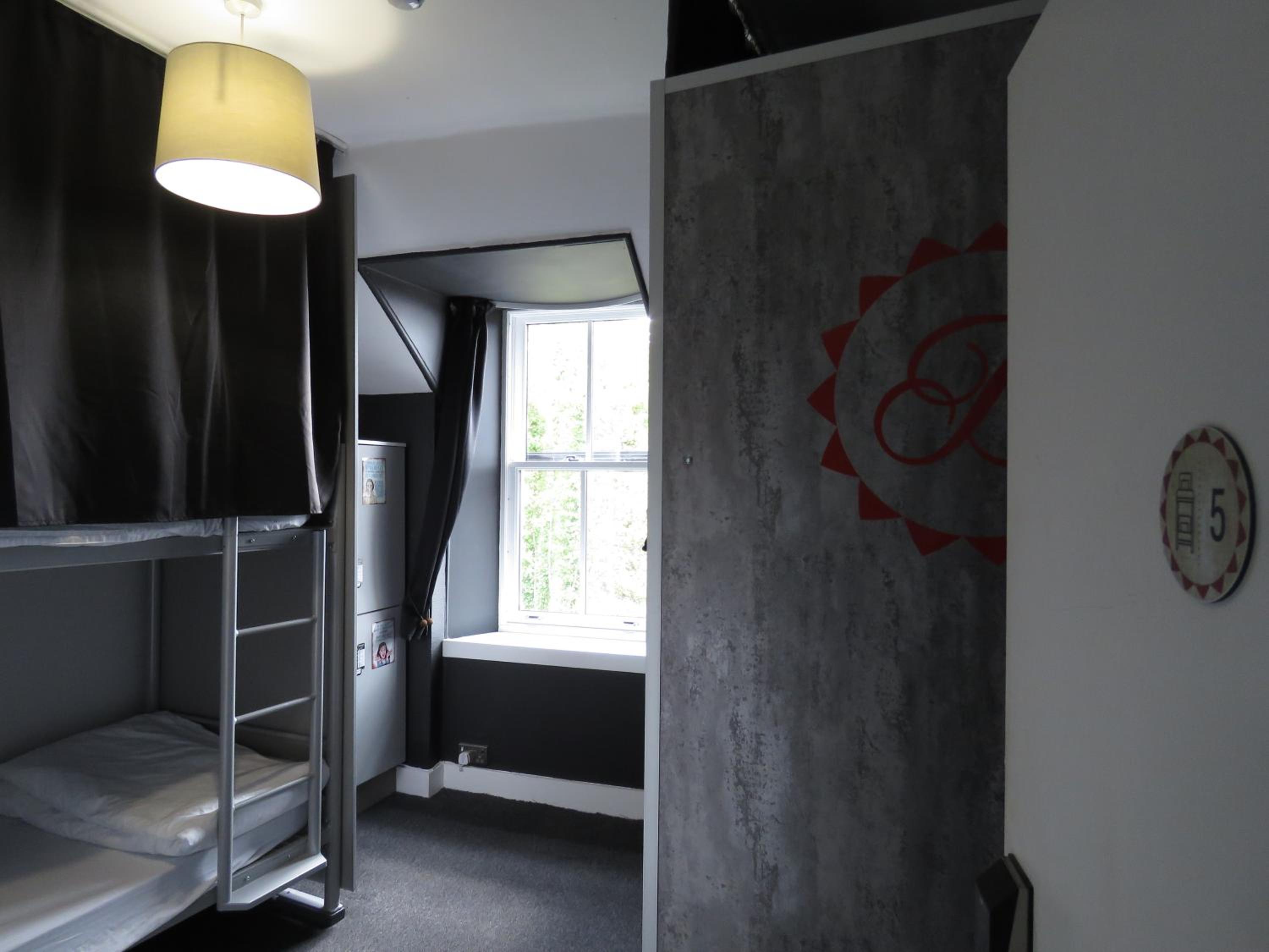 Bed in 4-Bed Female Dormitory Room photo 1