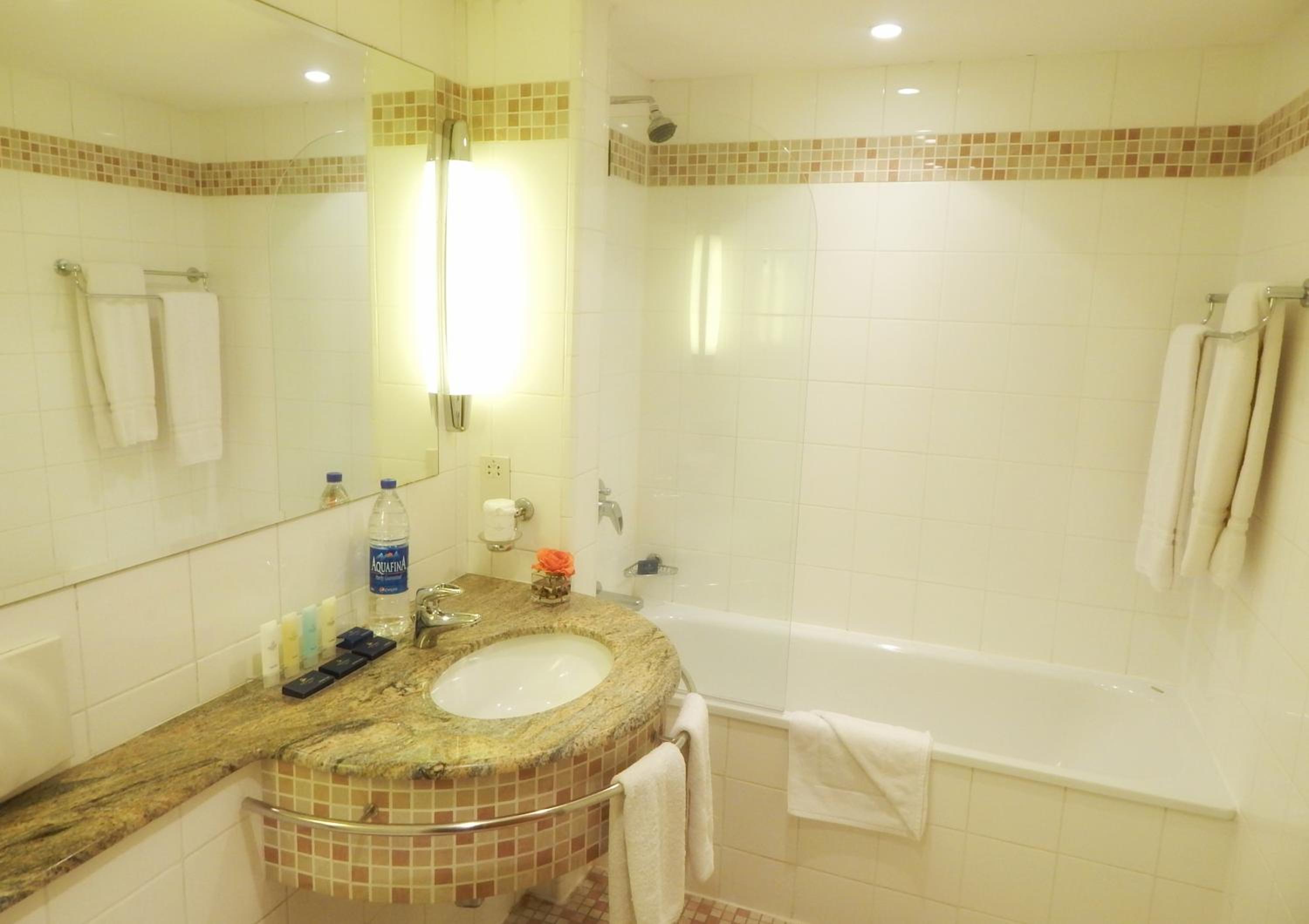 King Room with Sea View - Photo 4