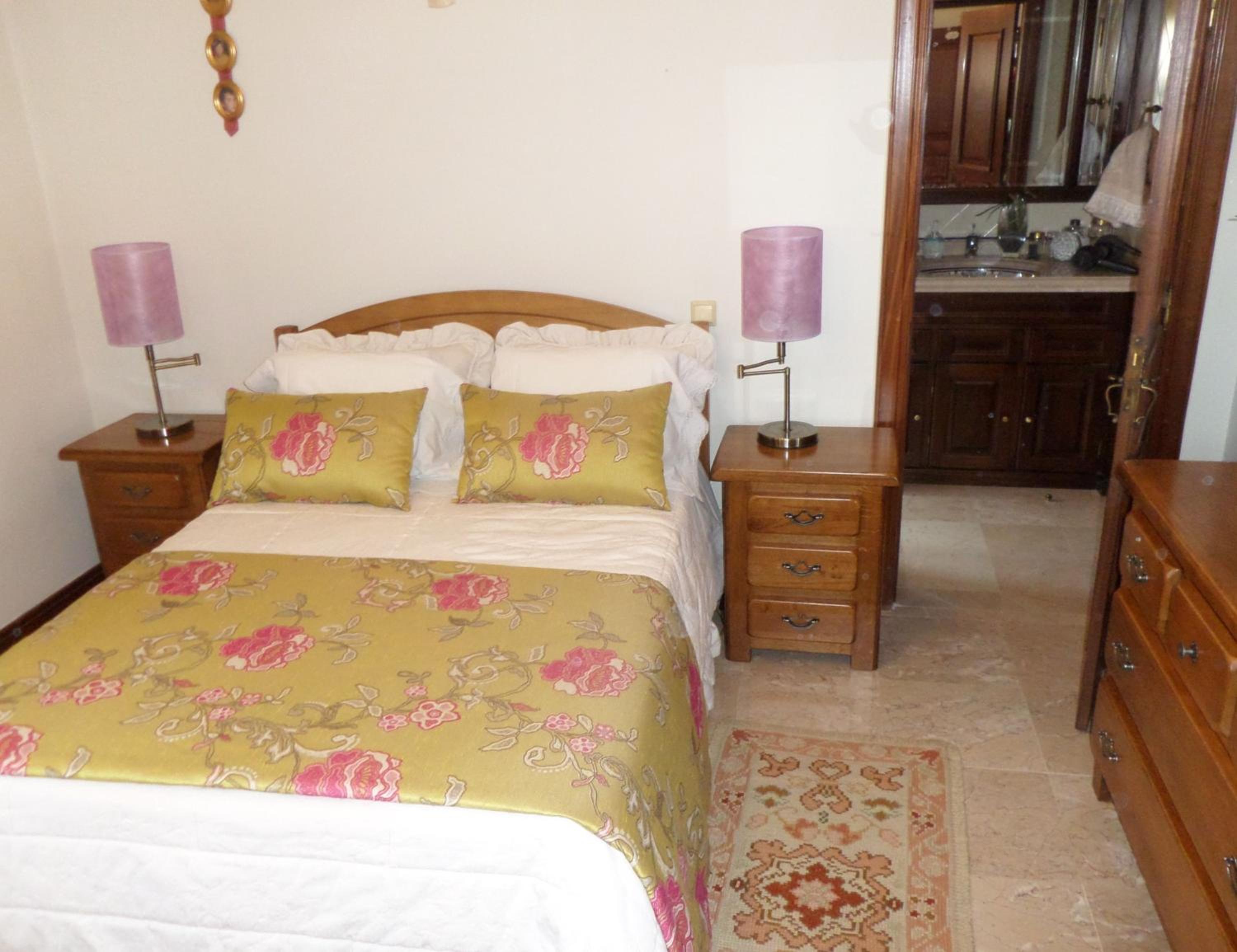 Executive One-Bedroom Suite - Photo 8