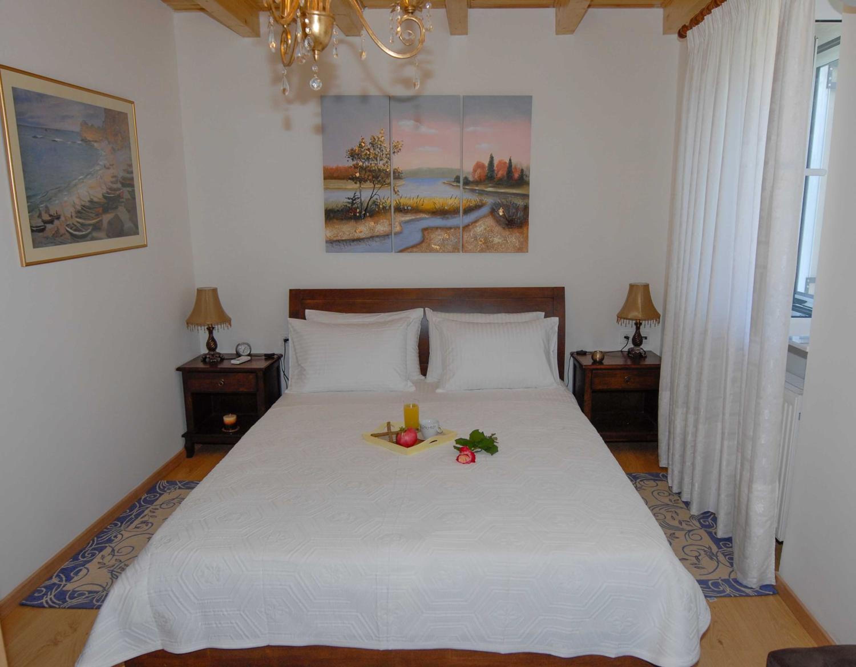 Three-Bedroom Villa photo 1
