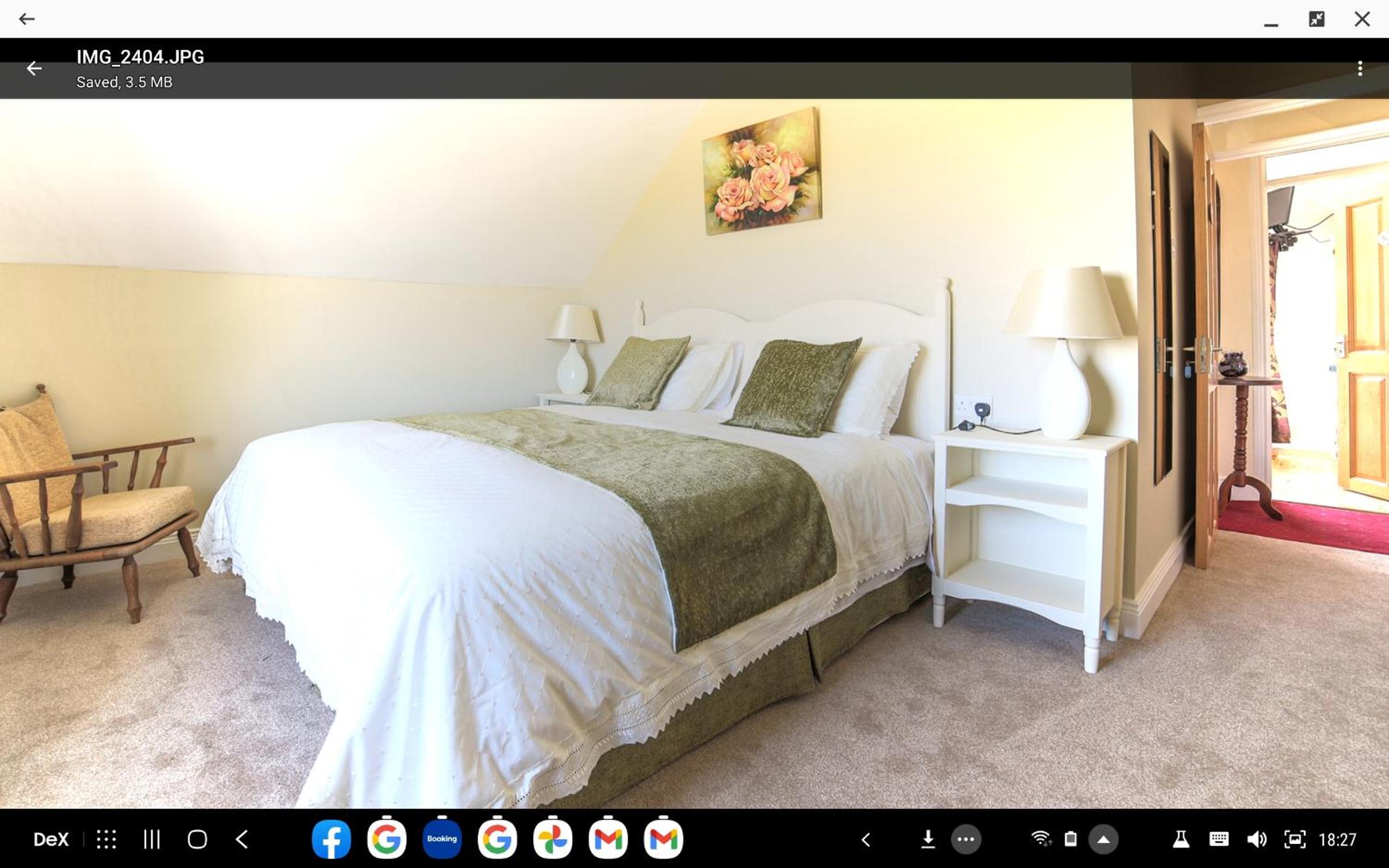 Deluxe Queen Room photo 2