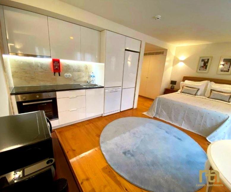 One-Bedroom Apartment with Garden View and Terrace photo 3