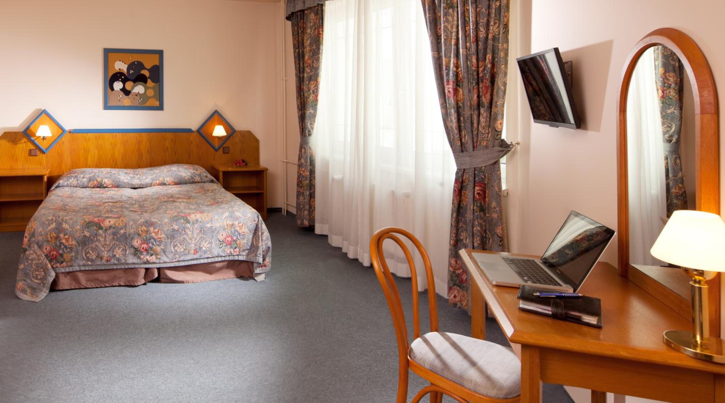 Single Room photo 2