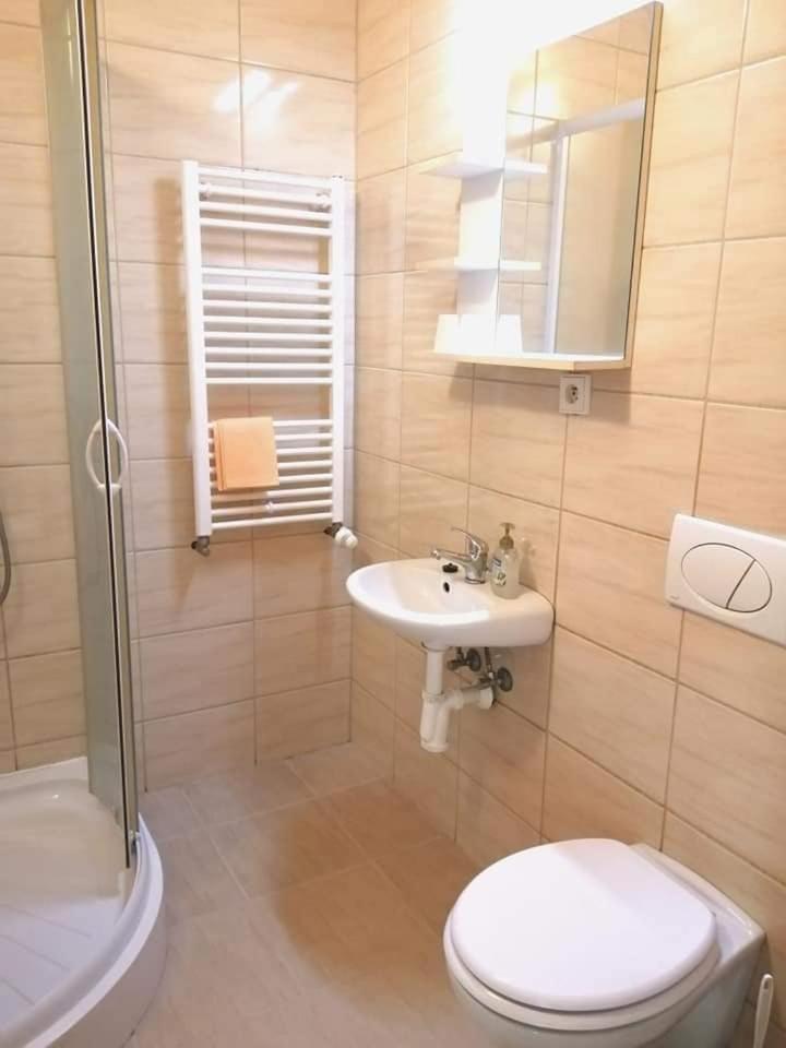 Classic Triple Room photo 2
