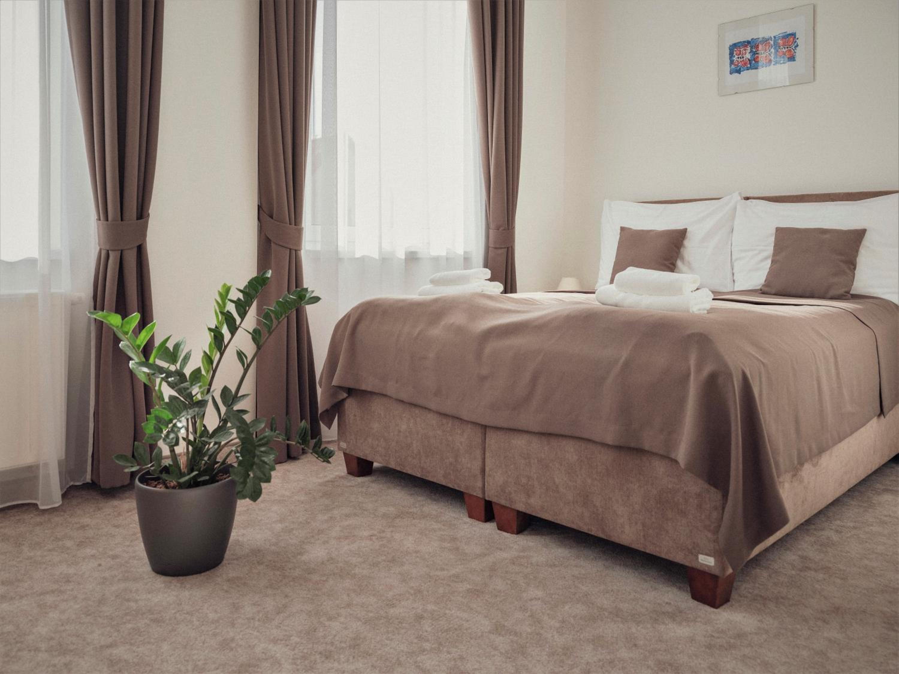 Double or Twin Room - Photo 2