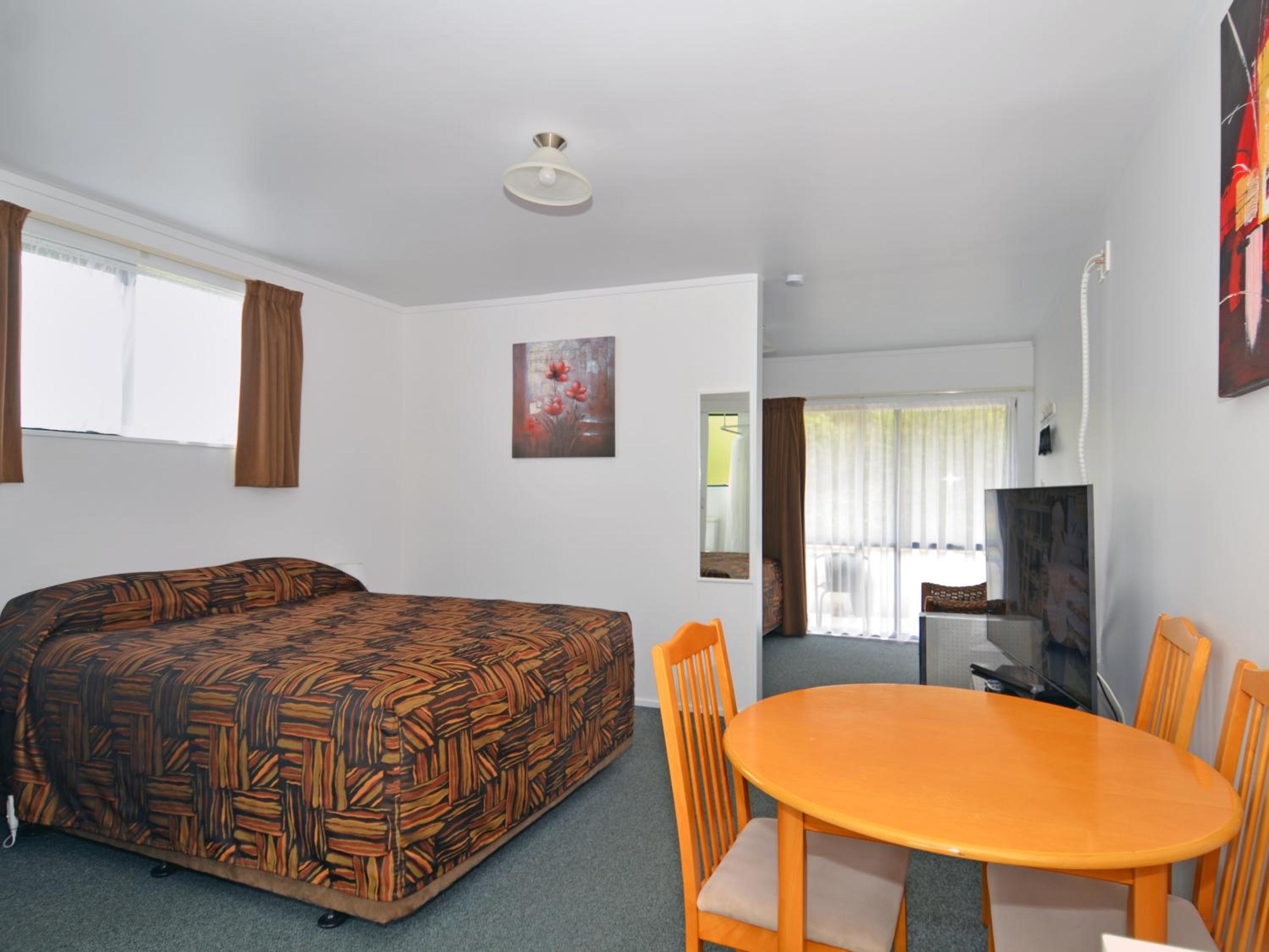 Premium Unit photo 1