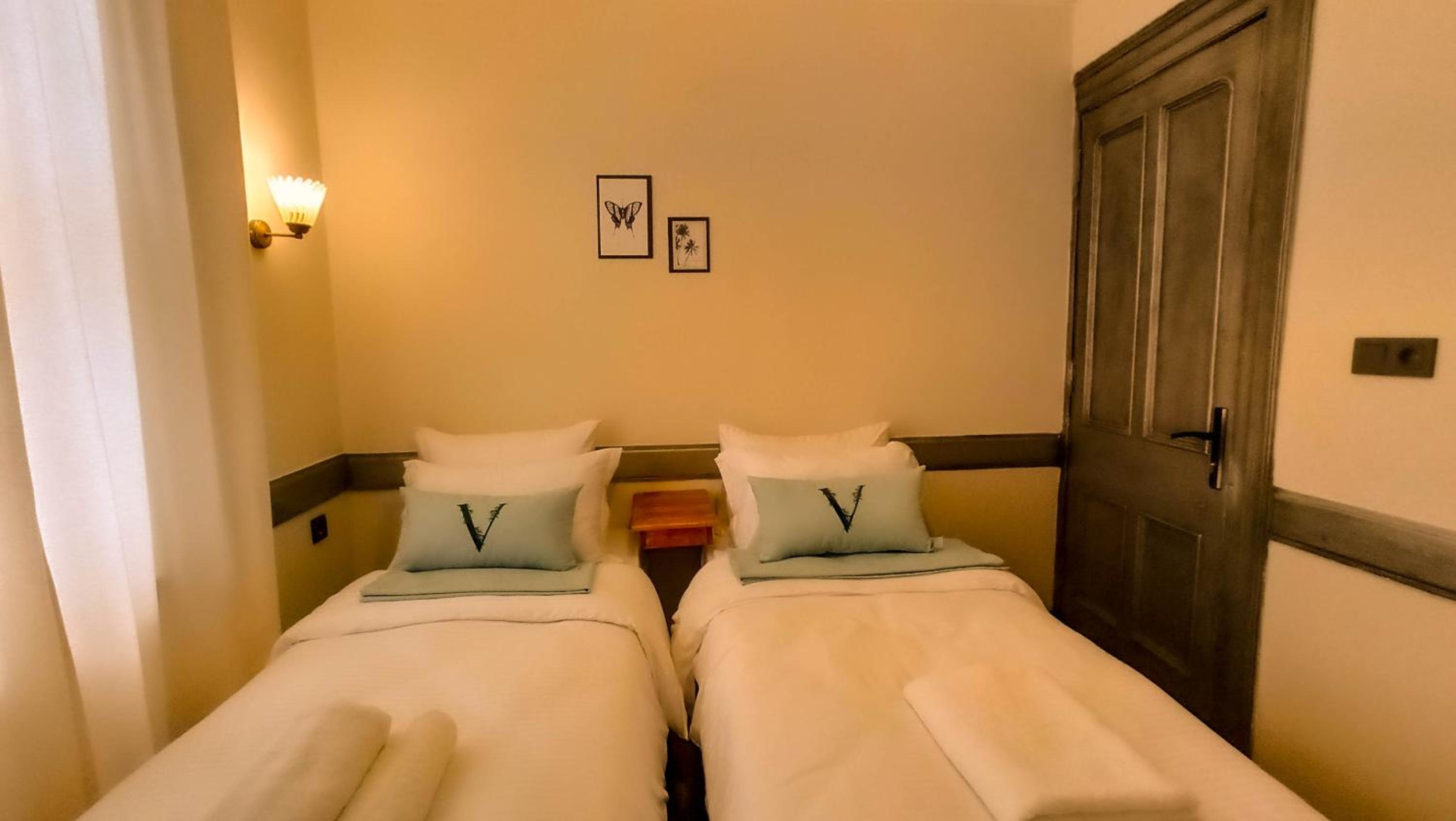 Budget Double or Twin Room - Photo 12