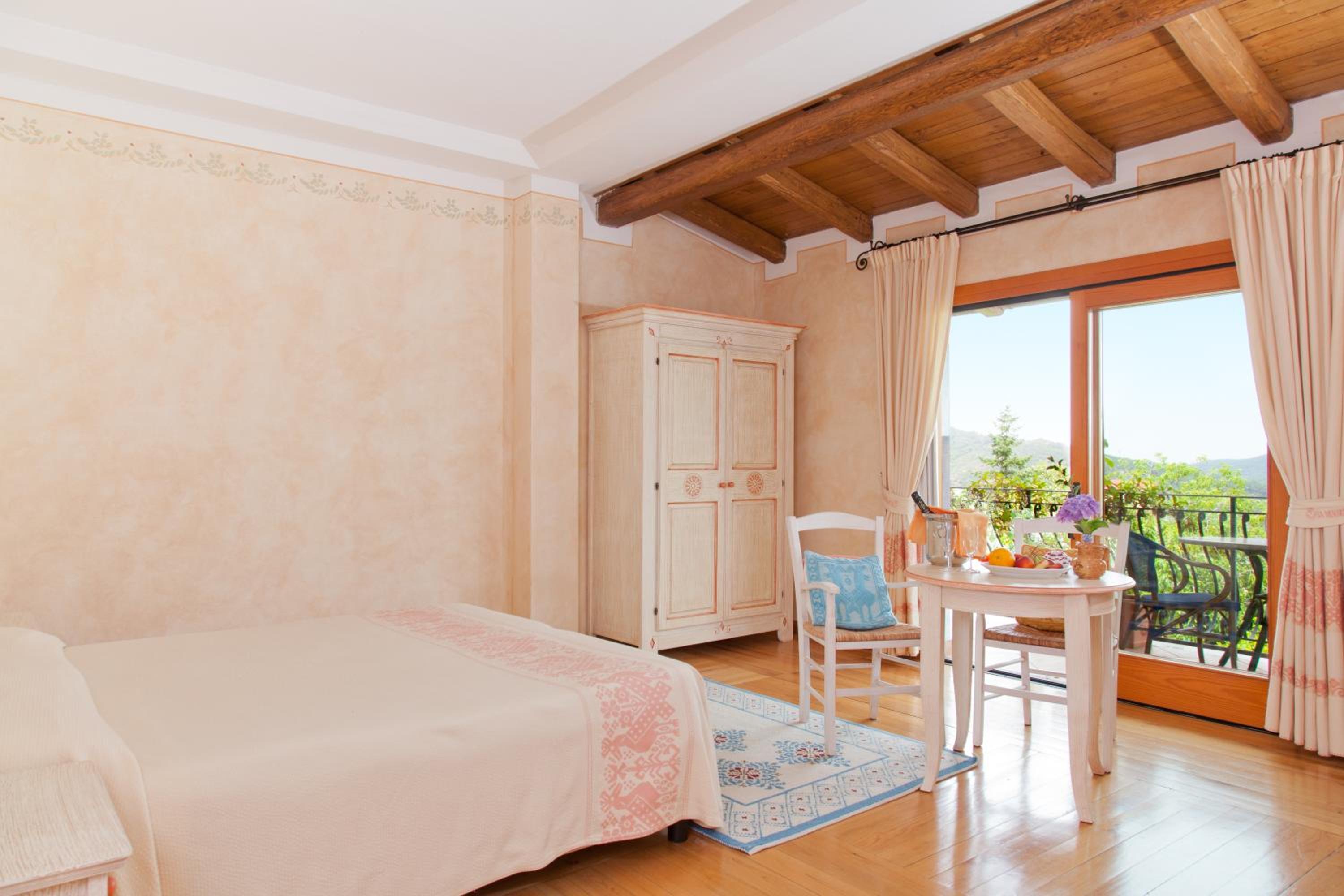 Junior Suite - Photo 1